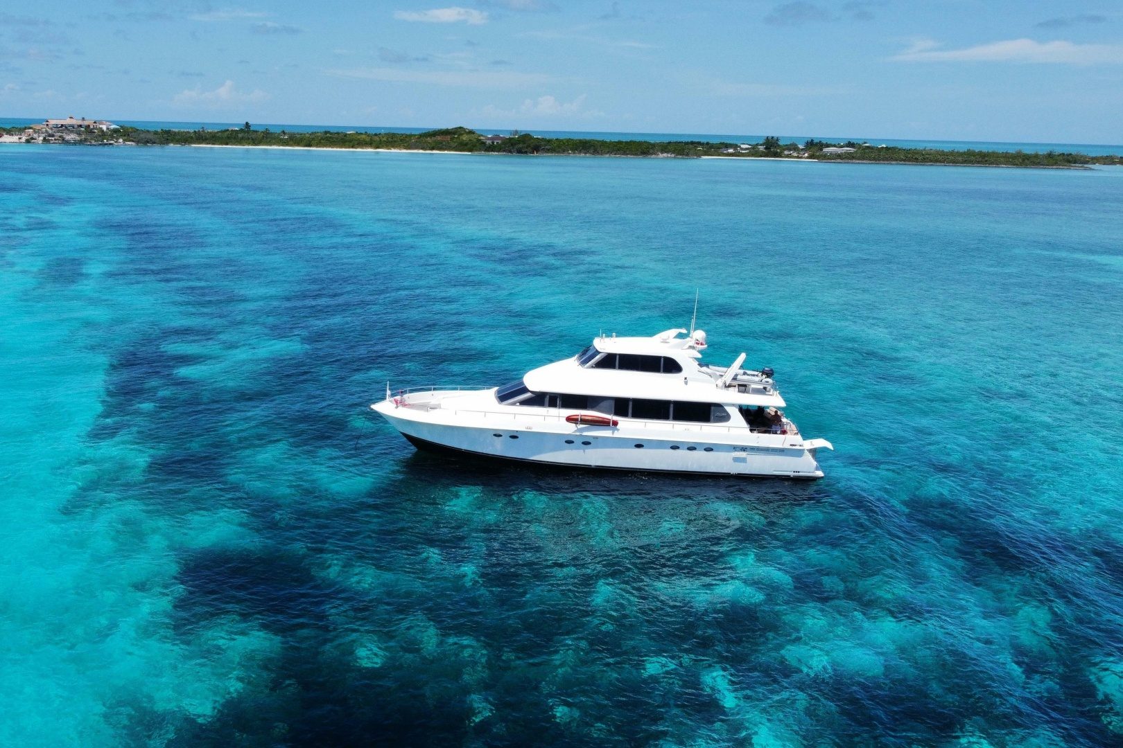 1998 Lazzara Yachts 76 Skylounge Grand Salon "Ohana" - photo 2