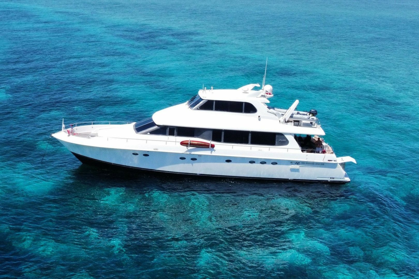 1998 Lazzara Yachts 76 Skylounge Grand Salon "Ohana" - photo 1
