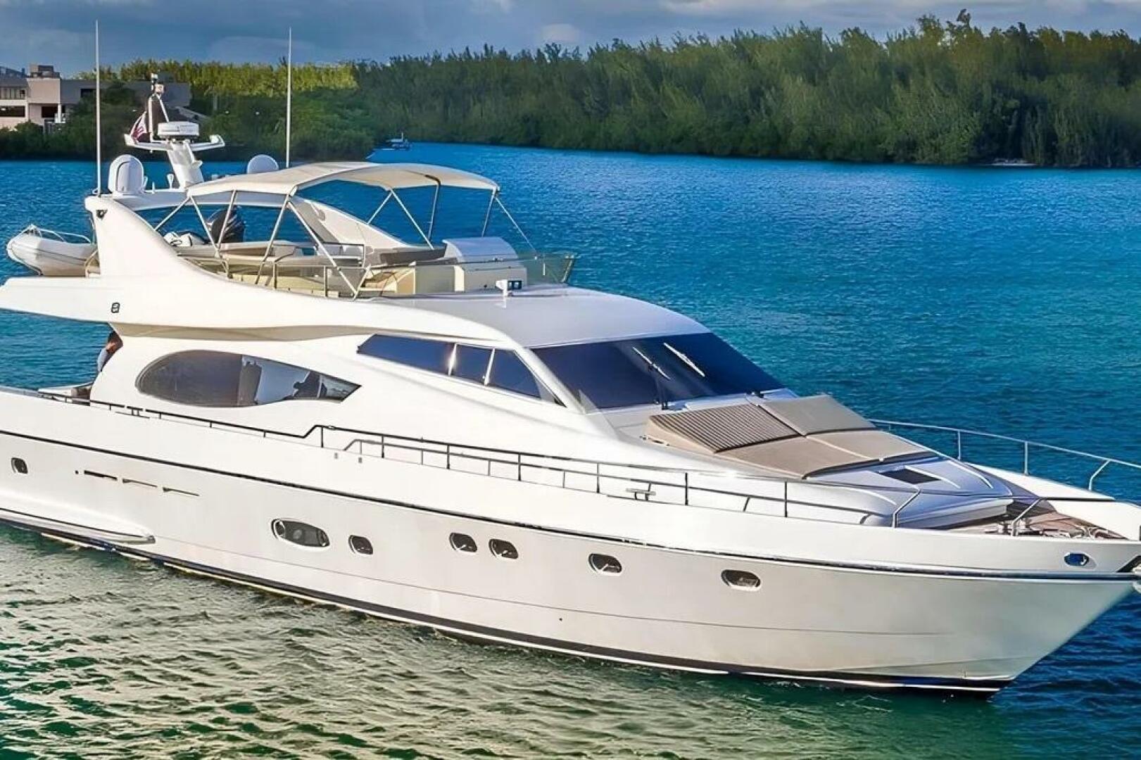 2002 Ferretti Yachts 720 - photo 1