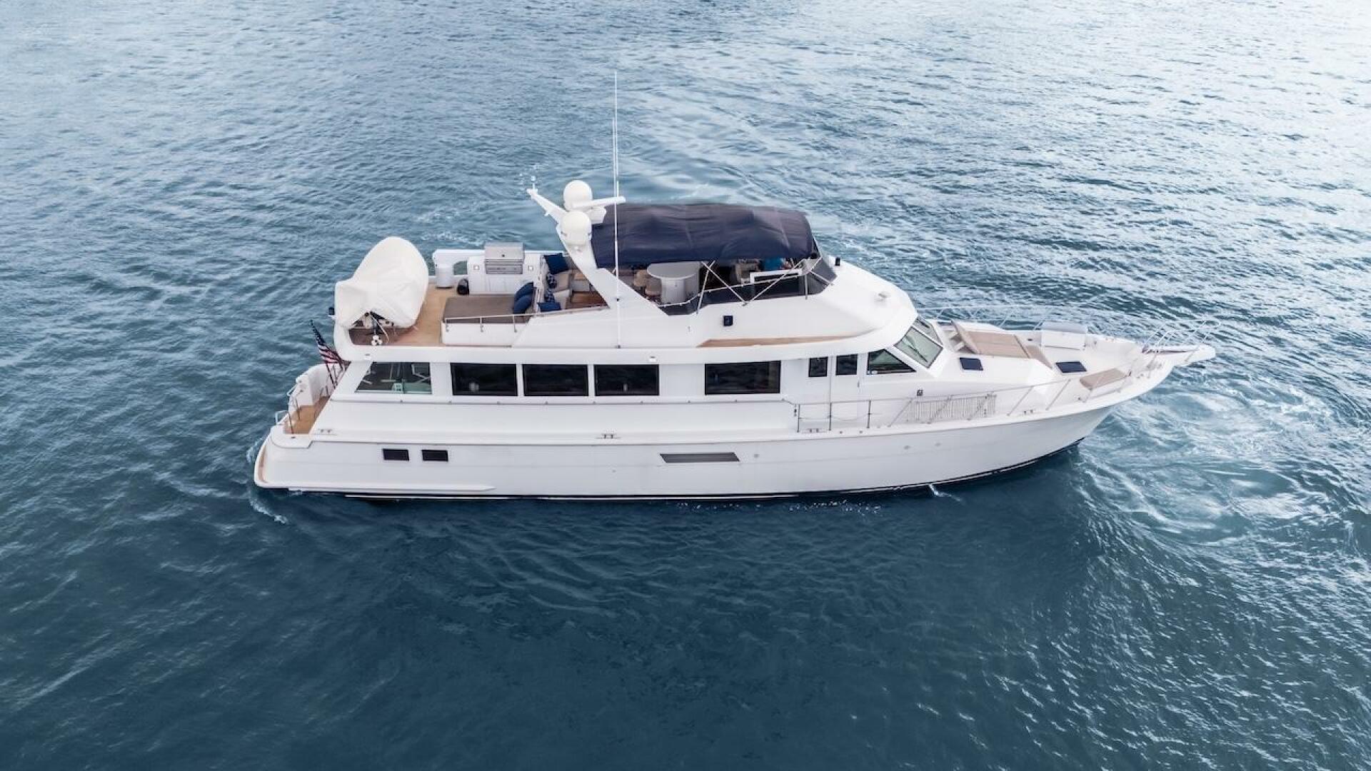 1998 Hatteras Sport Deck - photo 3