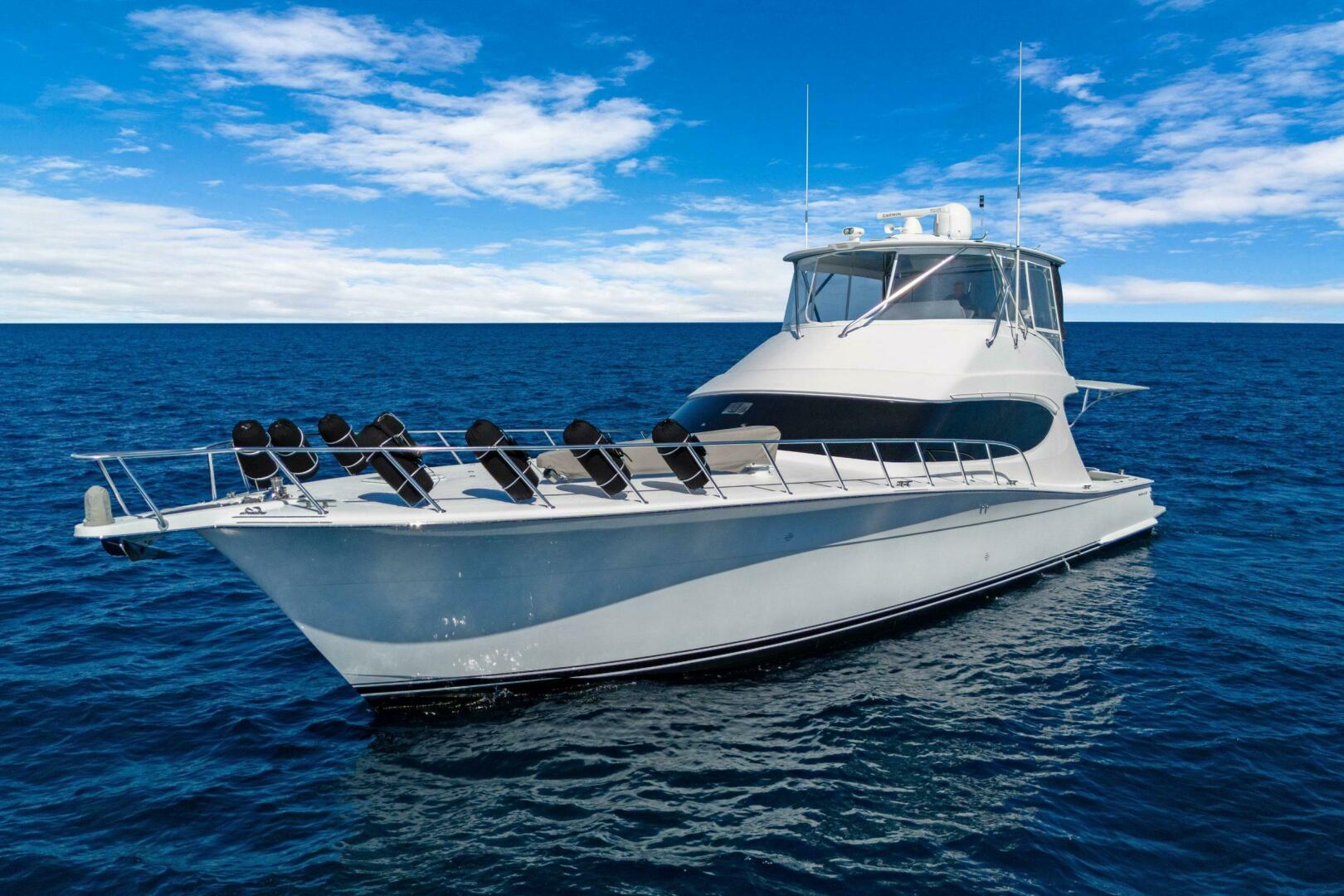 2016 Hatteras GT63 - photo 2
