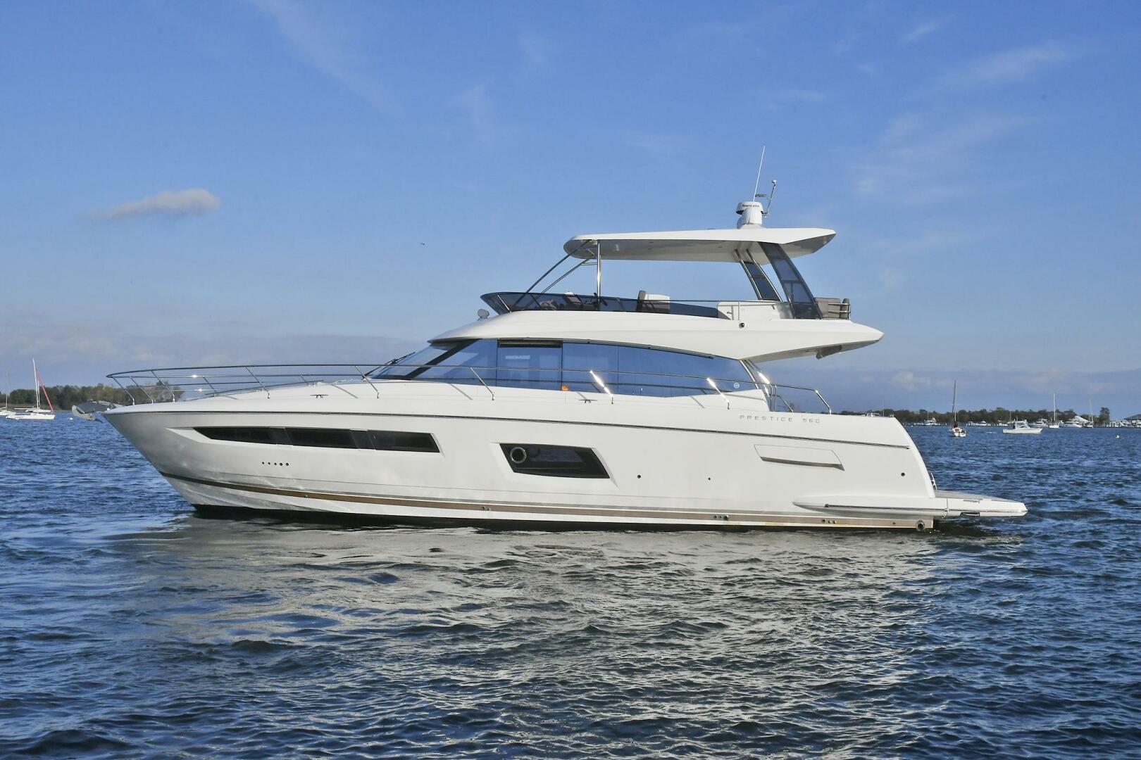 2018 Prestige 560 Fly - photo 2