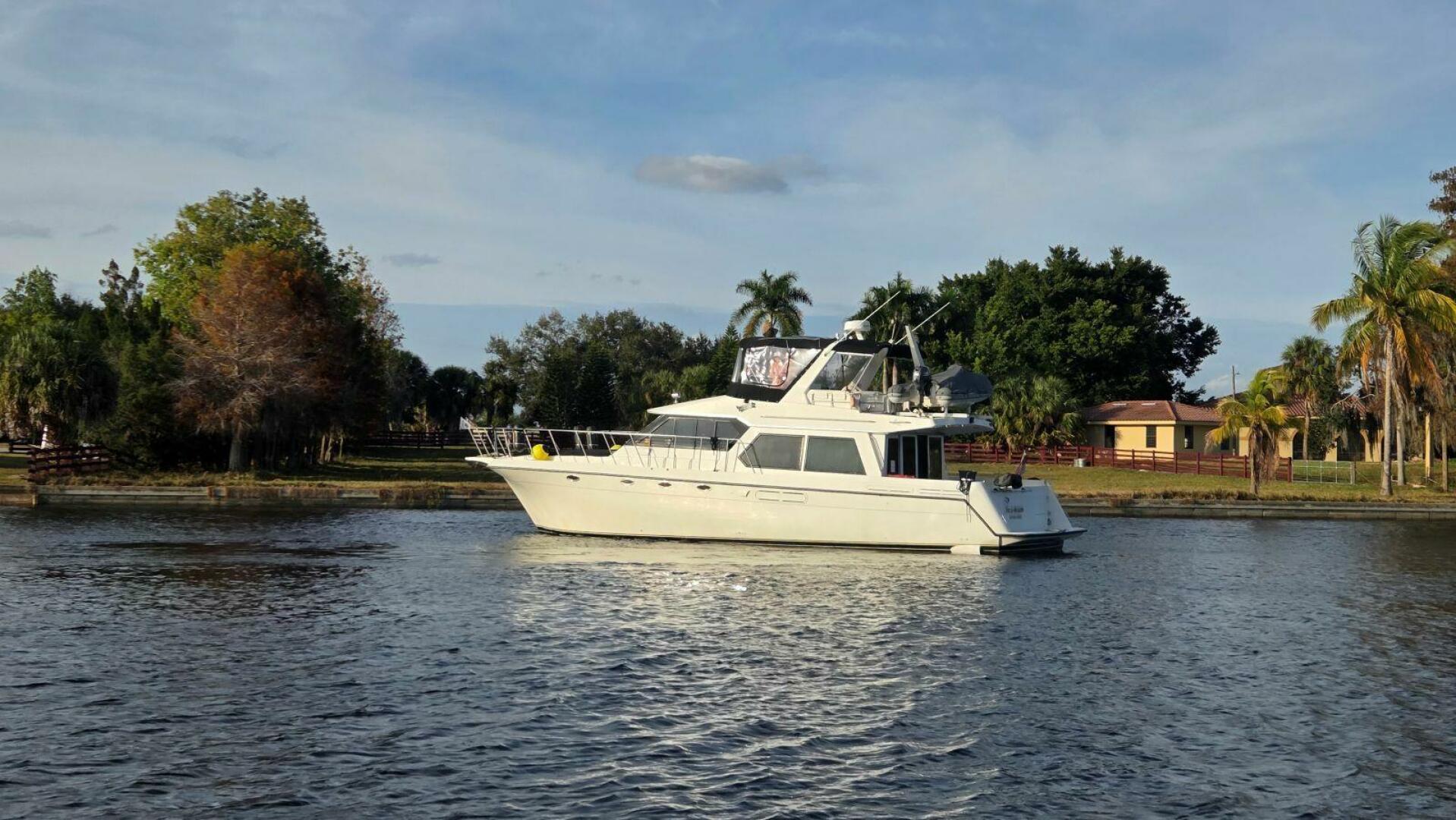 1998 Navigator 5300 "Toes in the Water" - photo 3