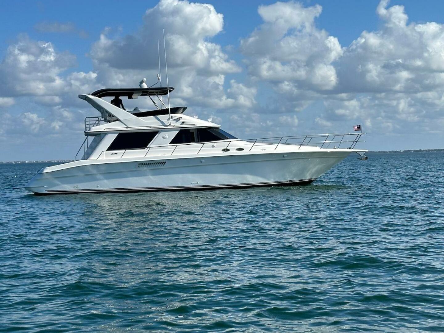 1997 Sea Ray 550 Sedan Bridge - photo 2