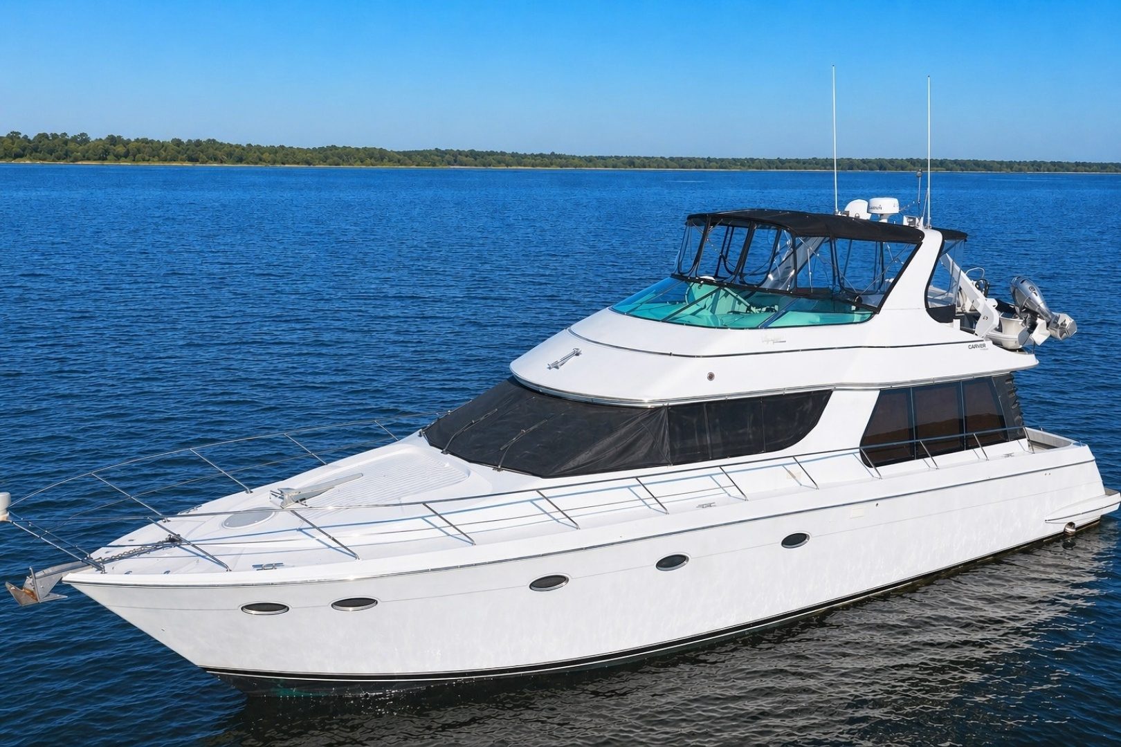 1998 Carver Voyager 530 - photo 1
