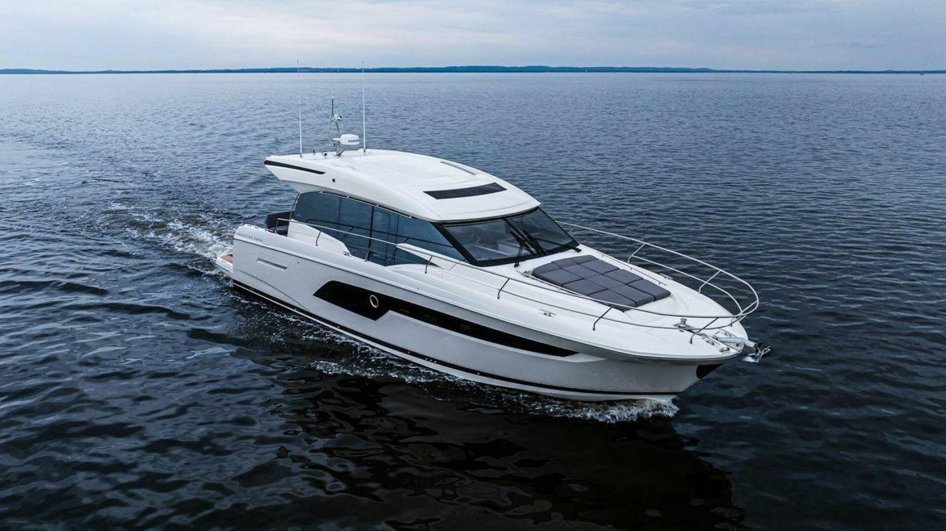 2022 Prestige 520S - photo 3