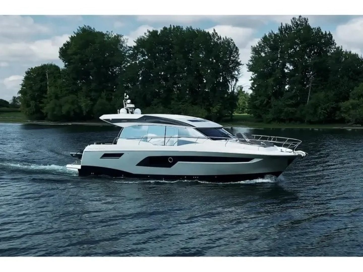 2018 Present Yachts 520S "2018 Prestige Yachts 520S" - photo 3