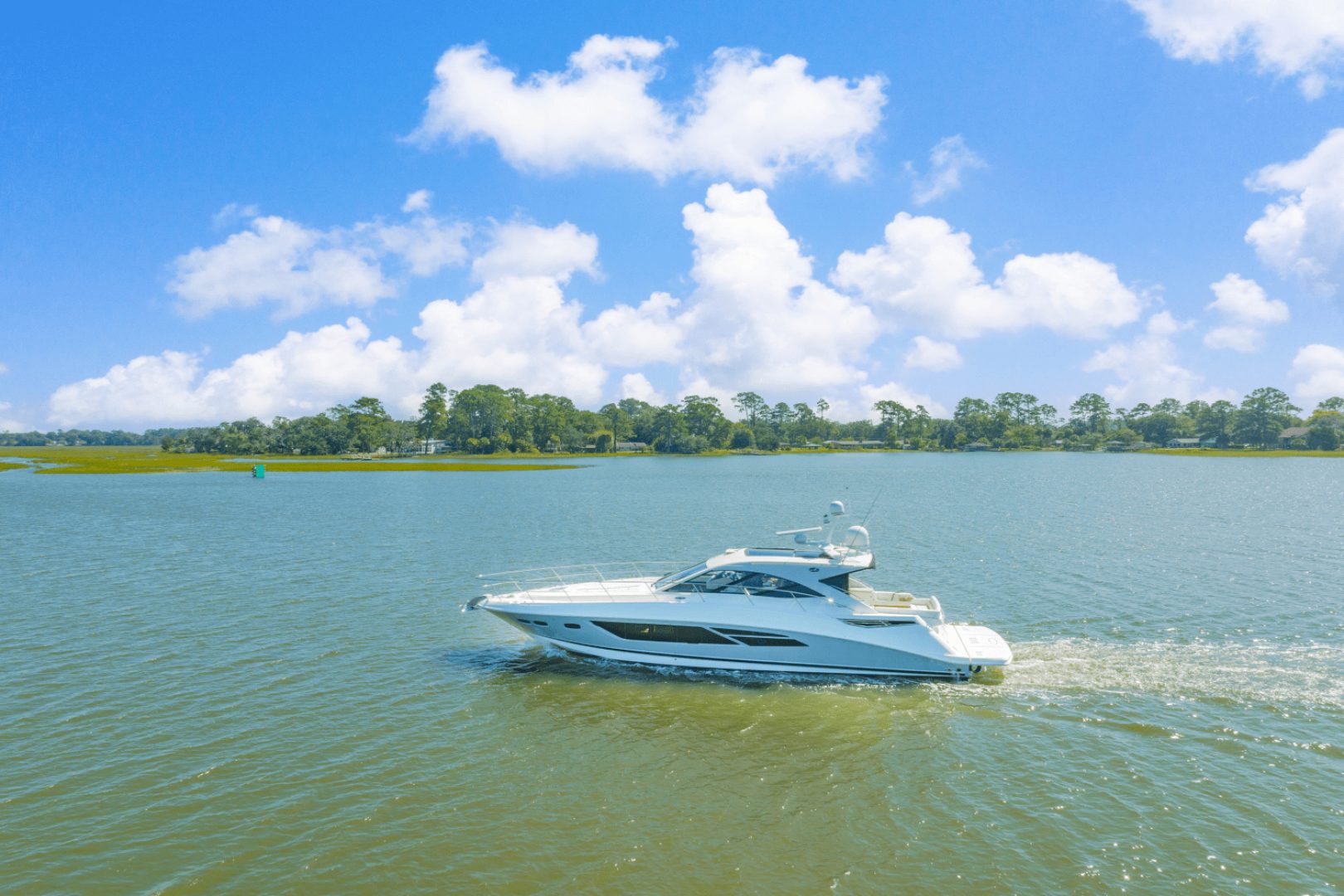 2013 Sea Ray 510 SUNDANCER - photo 2