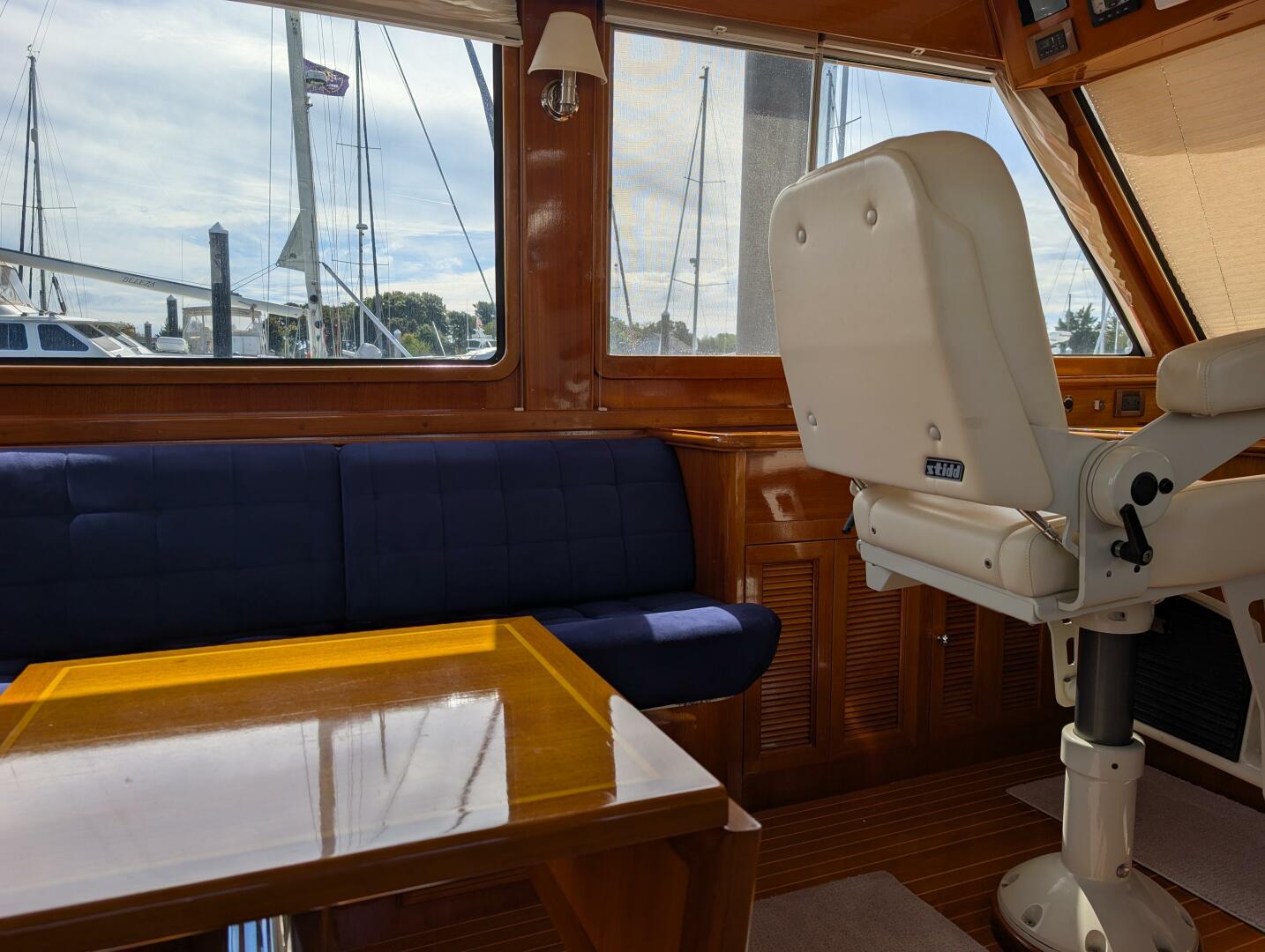 2006 Grand Banks - photo 3