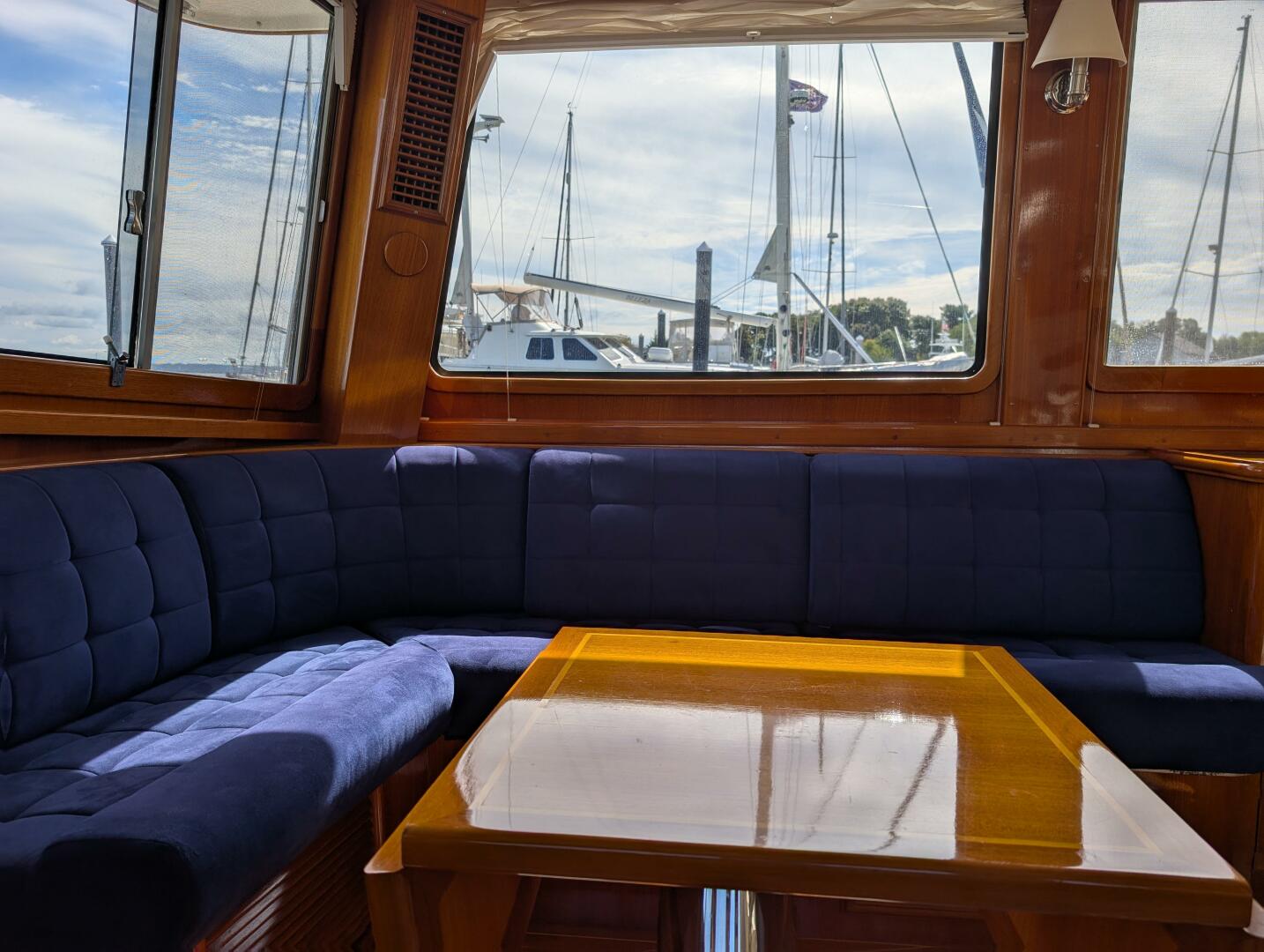 2006 Grand Banks - photo 2