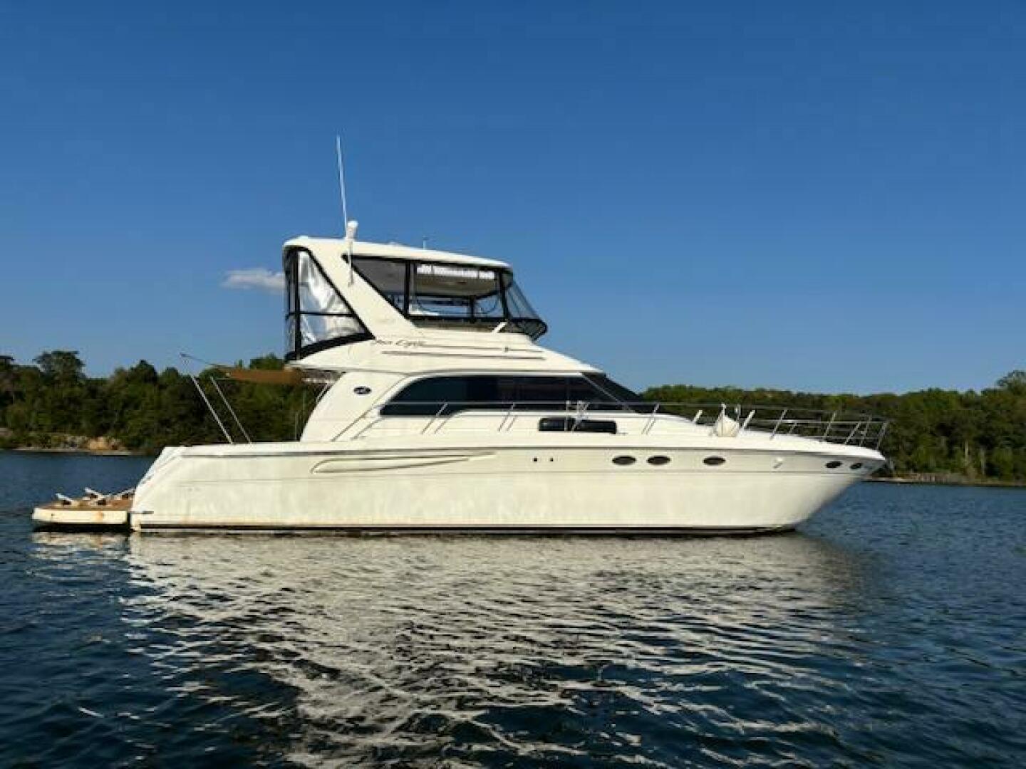 1999 Sea Ray 480 Sedan Bridge - photo 2