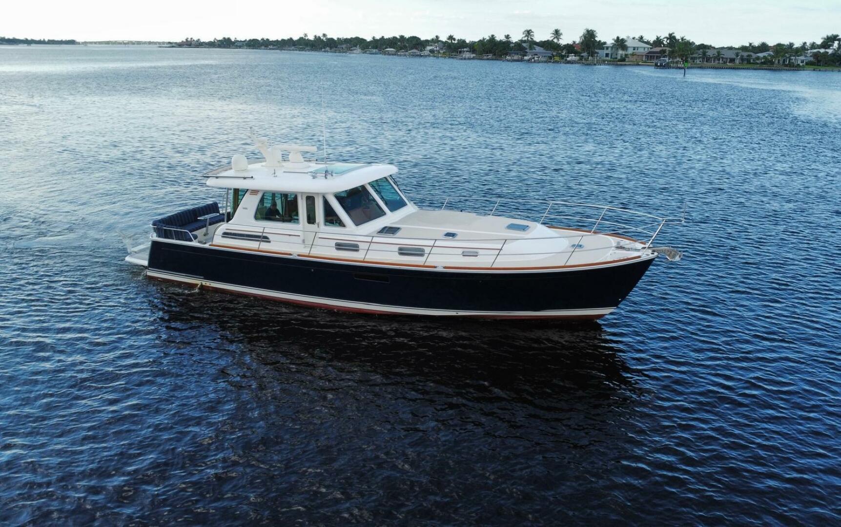 2013 Sabre 48 Salon Express - photo 2