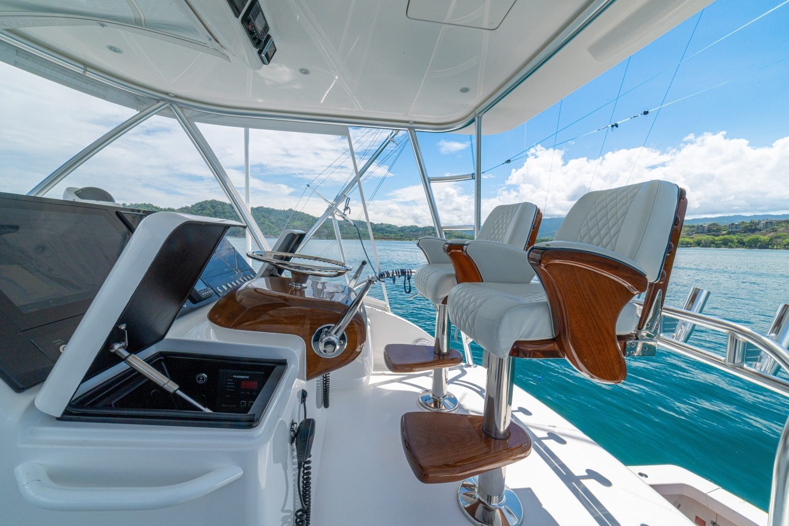 2023 Viking 46 Billfish "Scarlet" - photo 2