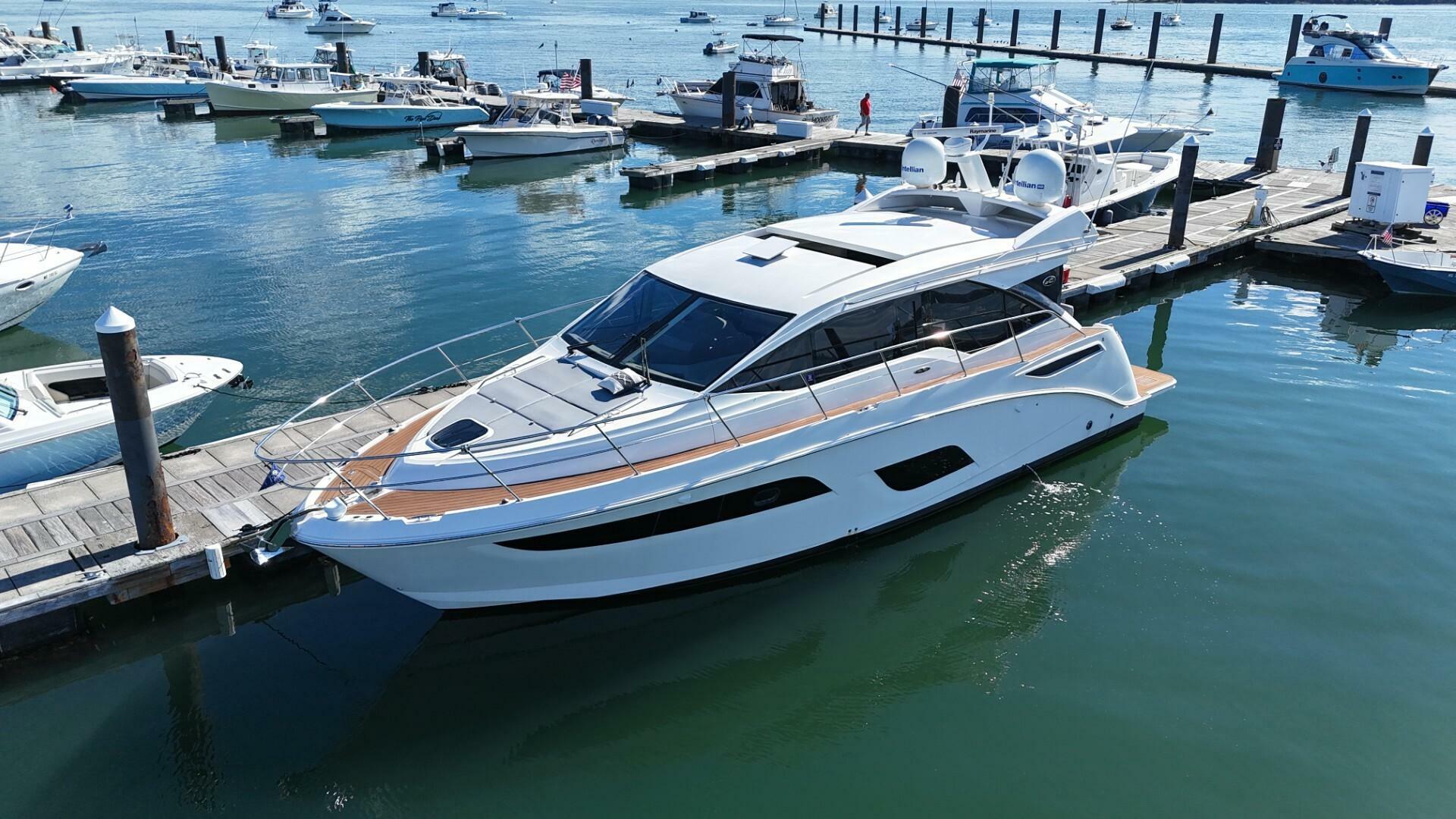 2018 Sea Ray 460 Sundancer - photo 3