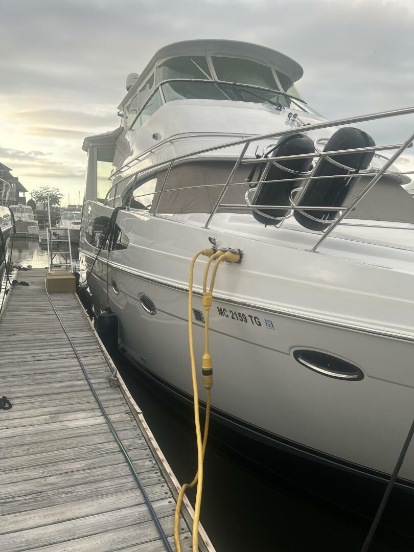 2003 Carver 466 Motor Yacht - photo 3