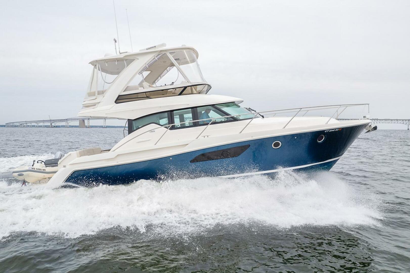 2021 Tiara Yachts 4400 Flybridge - photo 3