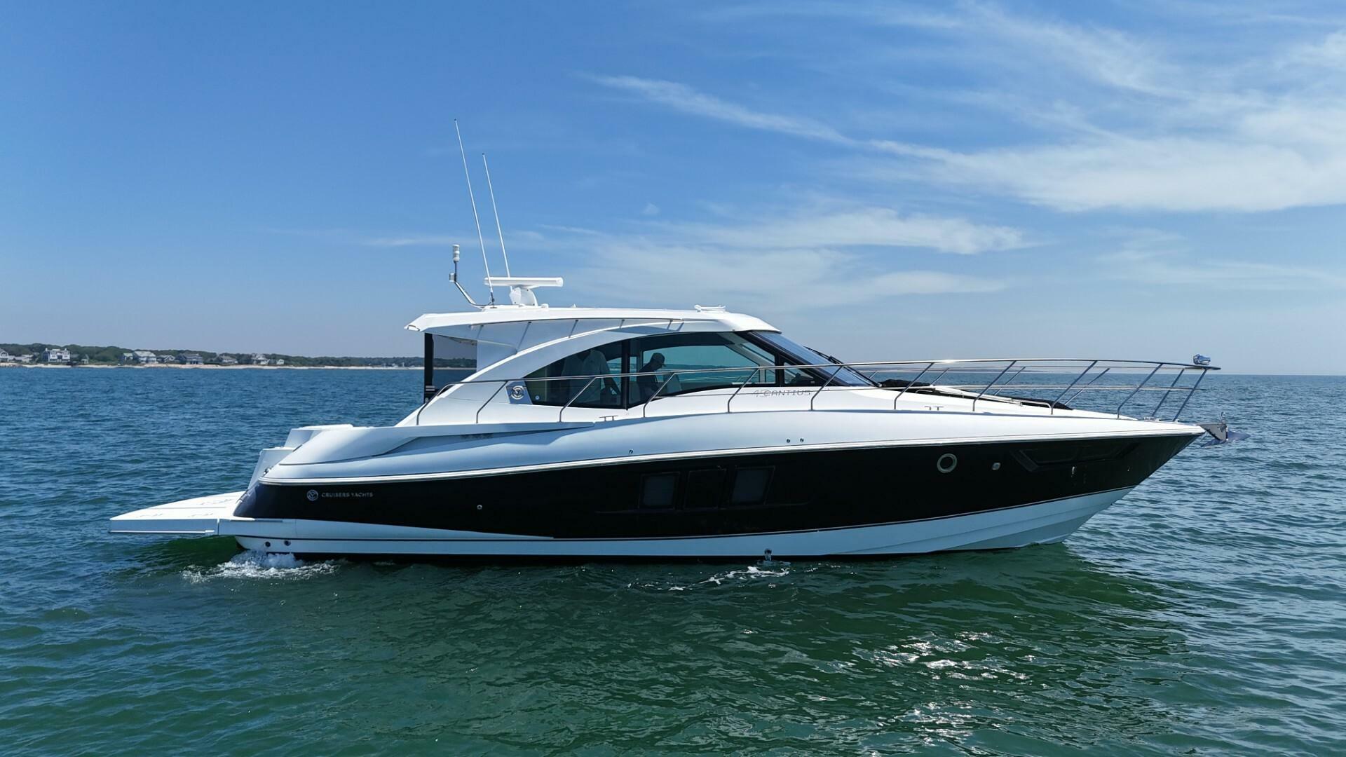 2015 Cruisers Yachts Cantius - photo 3
