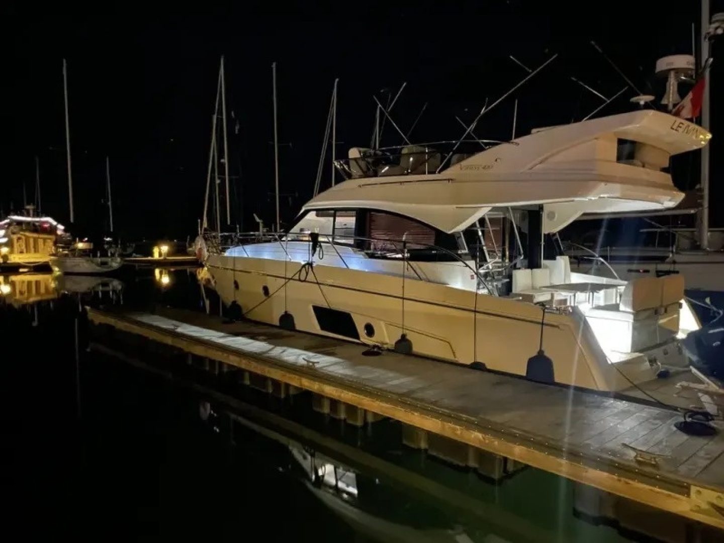 2014 Bavaria 420 Virtess "2014 Bavaria Motoryachts 420 Virtess" - photo 3
