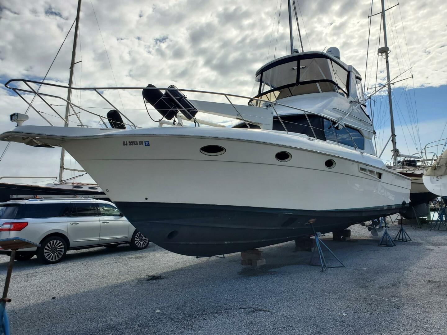 2000 Silverton 42 Convertible - photo 2
