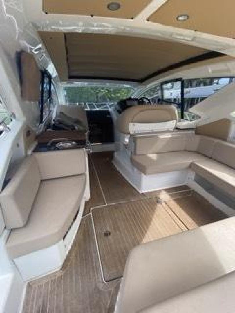 2013 Cranchi M44 HT - photo 3