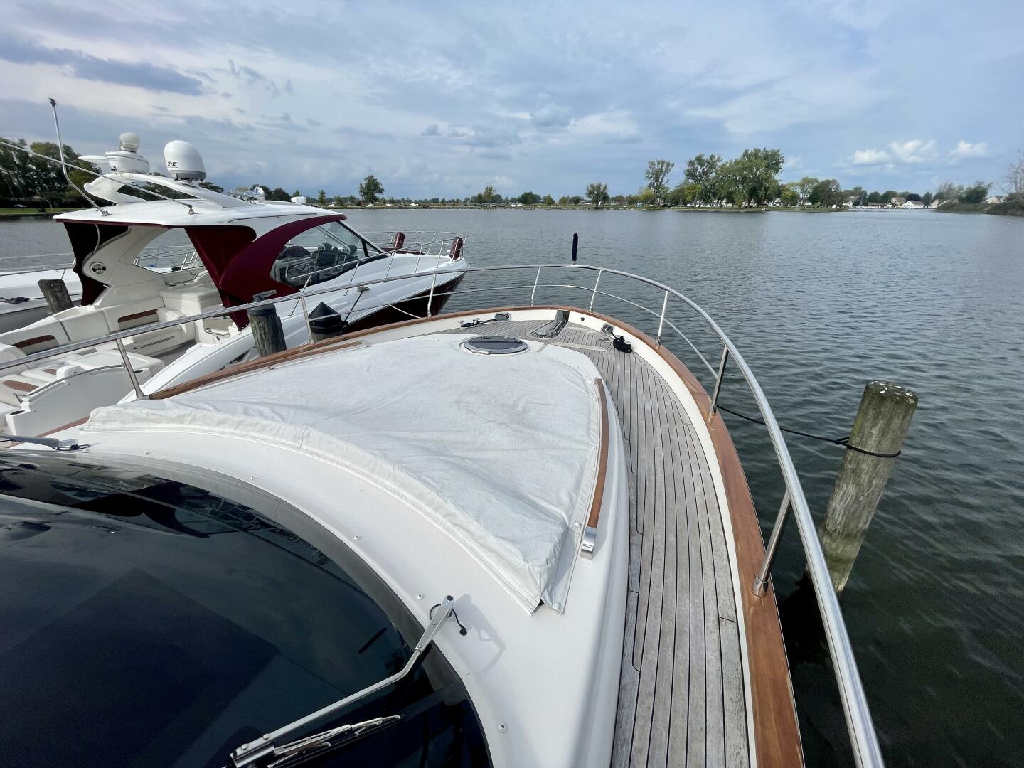2017 Chris-Craft Commander 42 "Red Boat" - photo 3