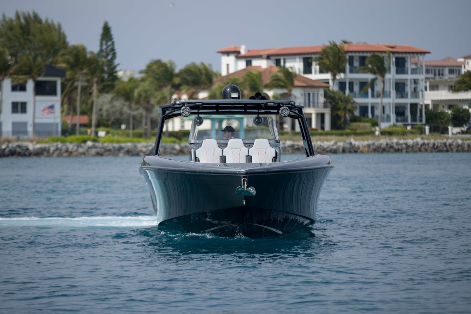 2019 Midnight Express 43 Open - photo 3