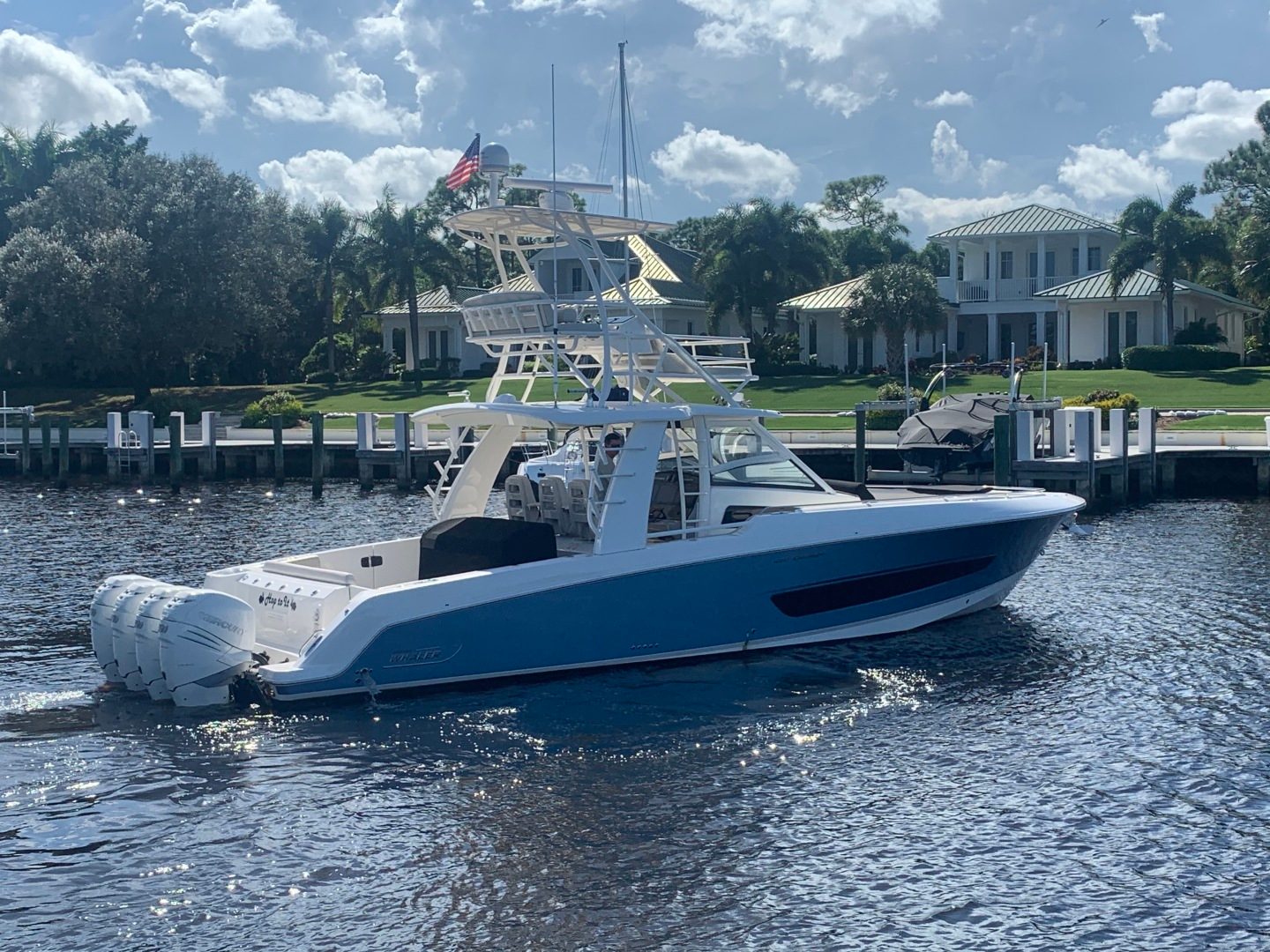 2017 Boston Whaler 420 Outrage - photo 2