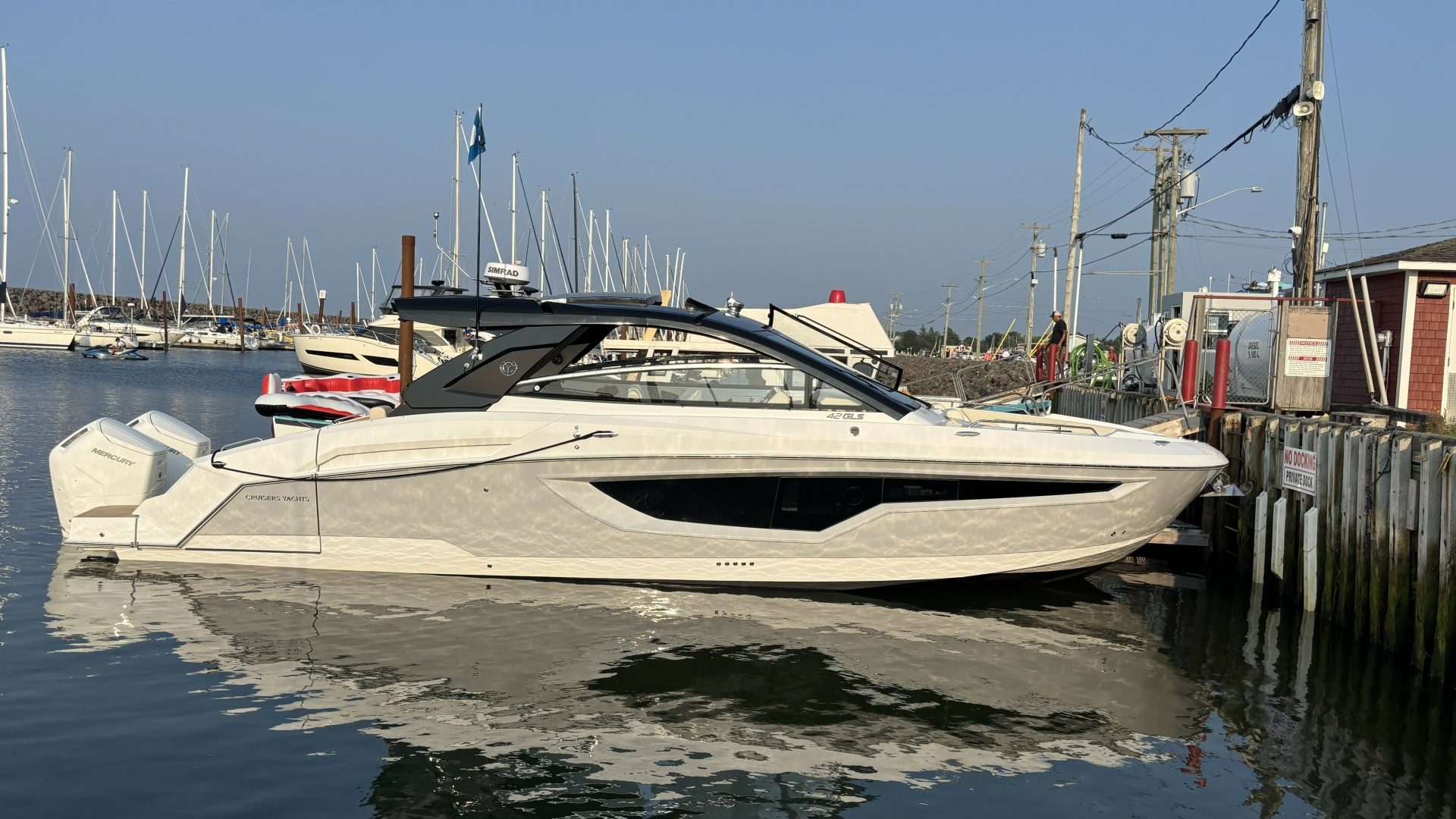 2024 Cruisers Yachts 42 GLS OB - photo 1