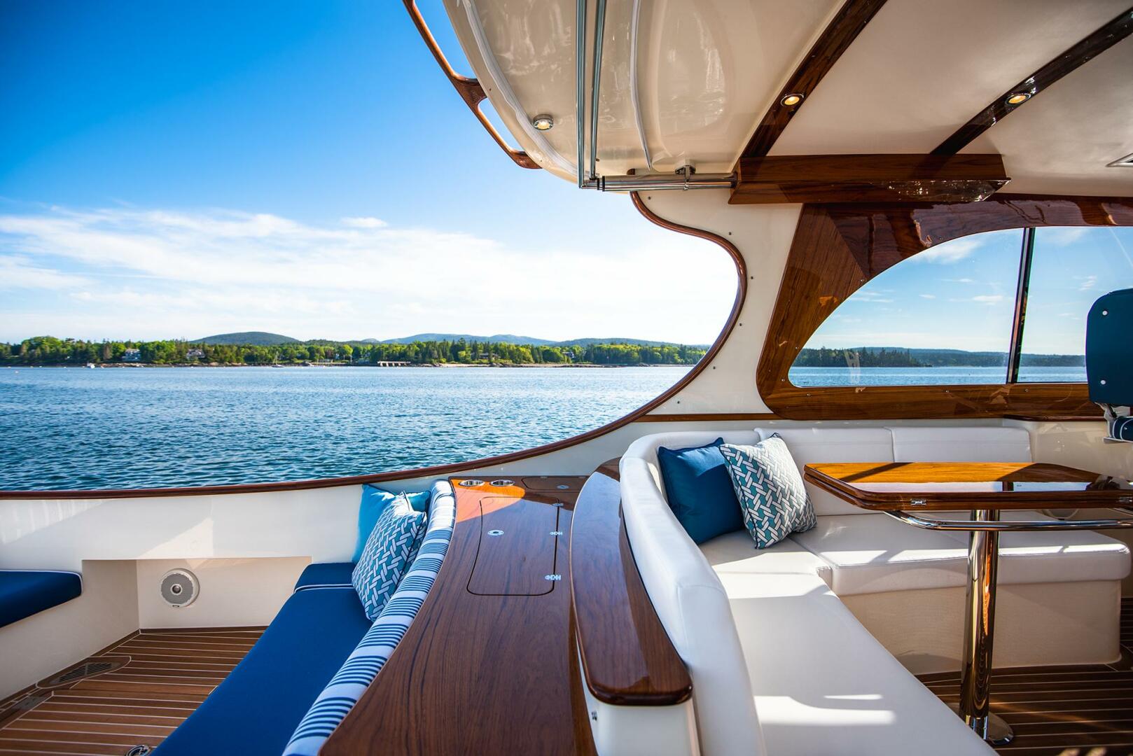 2019 Hinckley PB40 - photo 3