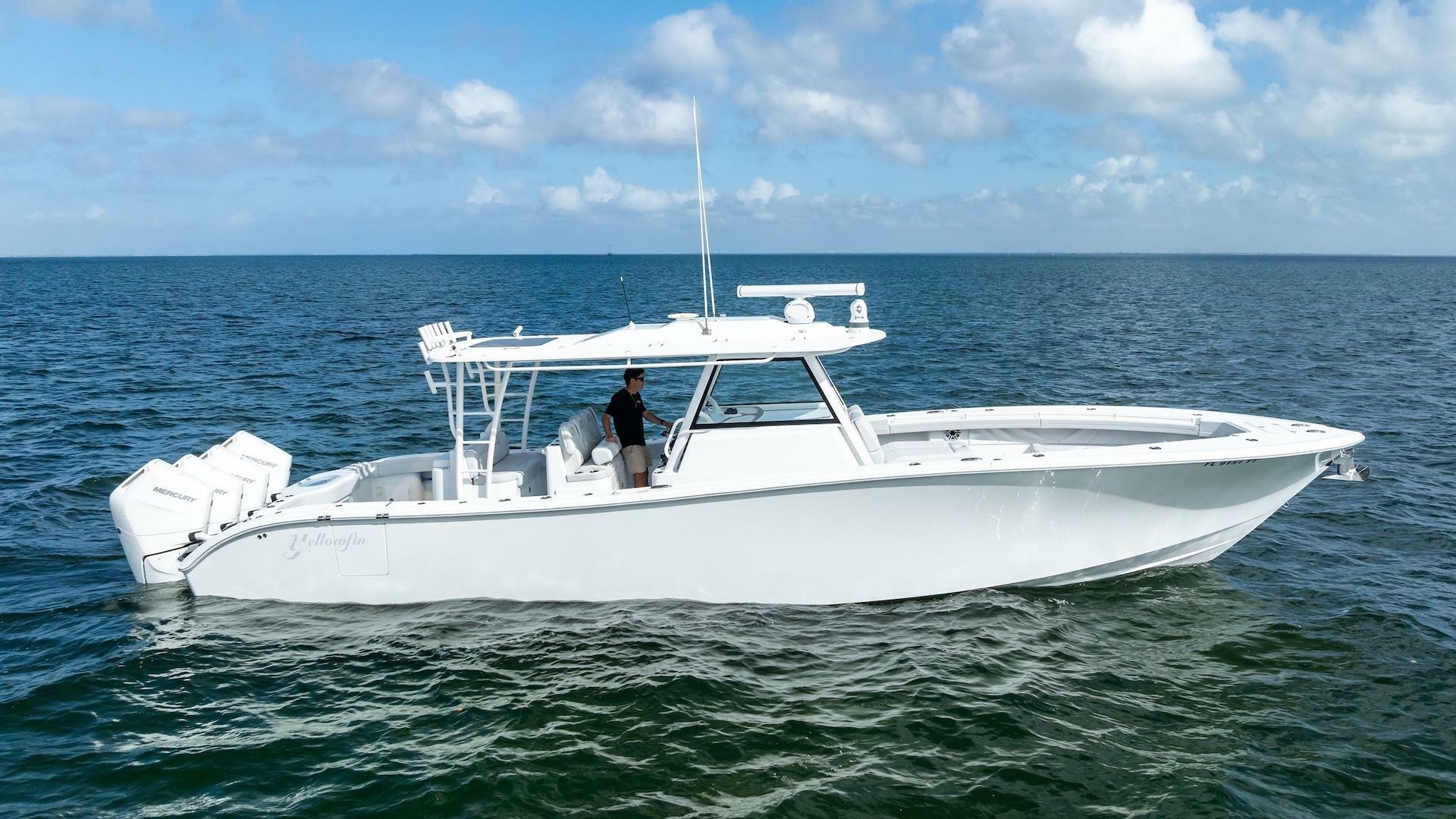 2024 Yellowfin 42 Offshore - photo 1