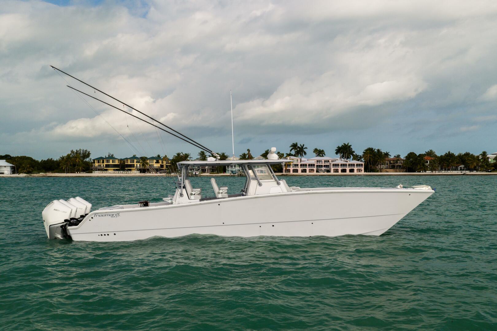 2022 Freeman 42LR - photo 1
