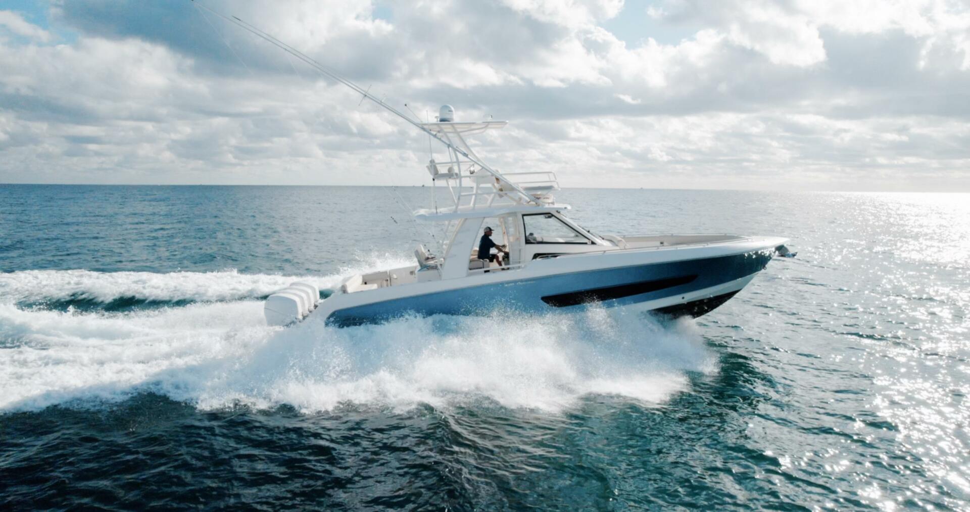 2017 Boston Whaler - photo 1