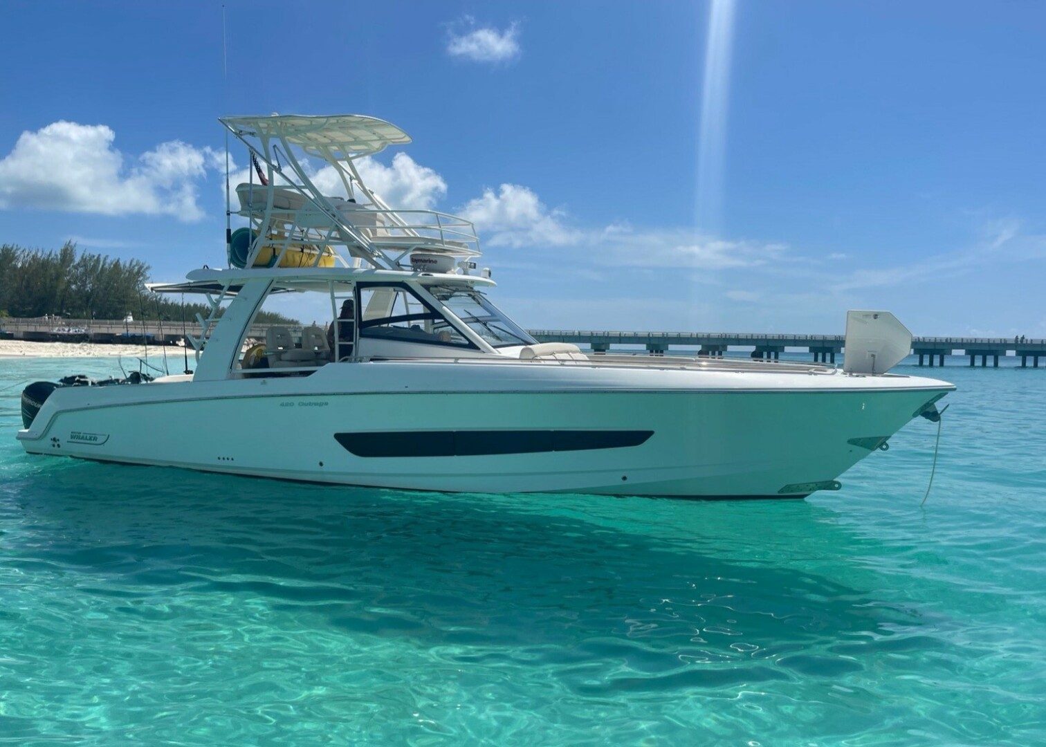 2016 Boston Whaler - photo 1