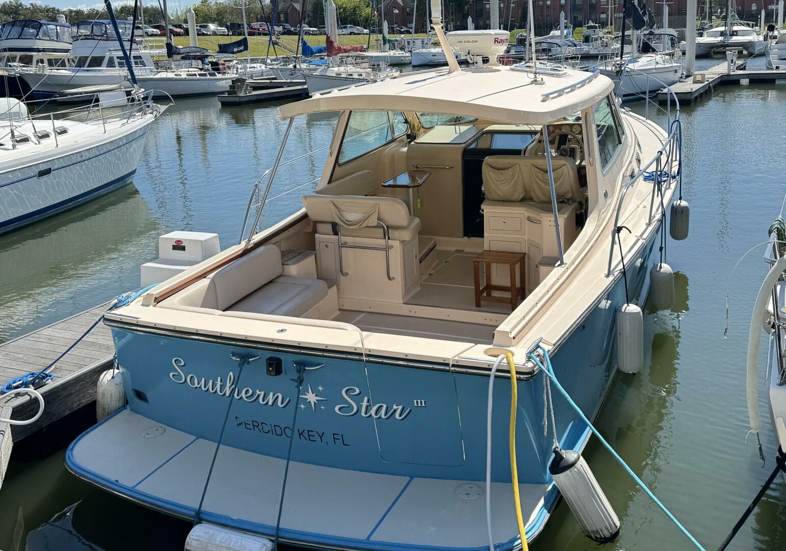 2004 Island Packet 360 Hardtop Express Cruiser "Southern Star III" - photo 3
