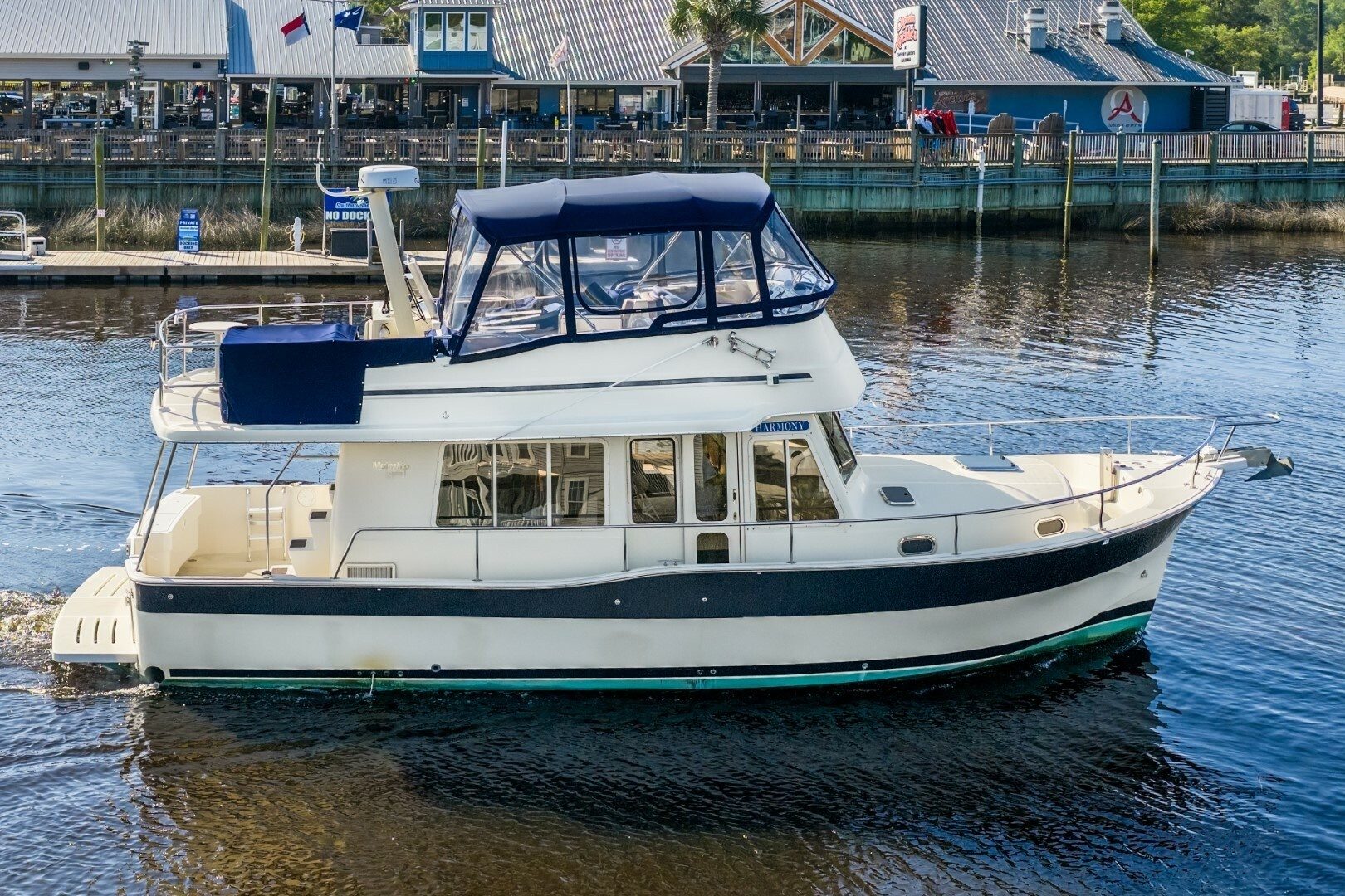 2009 Mainship Expedition 40 "Harmony" - photo 1