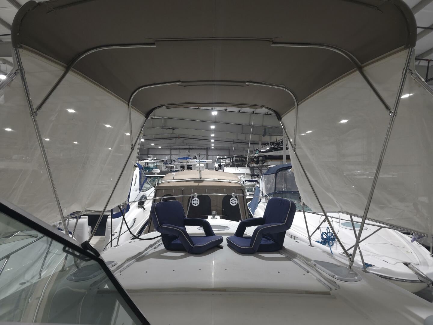 2008 Cruisers Yachts - photo 3
