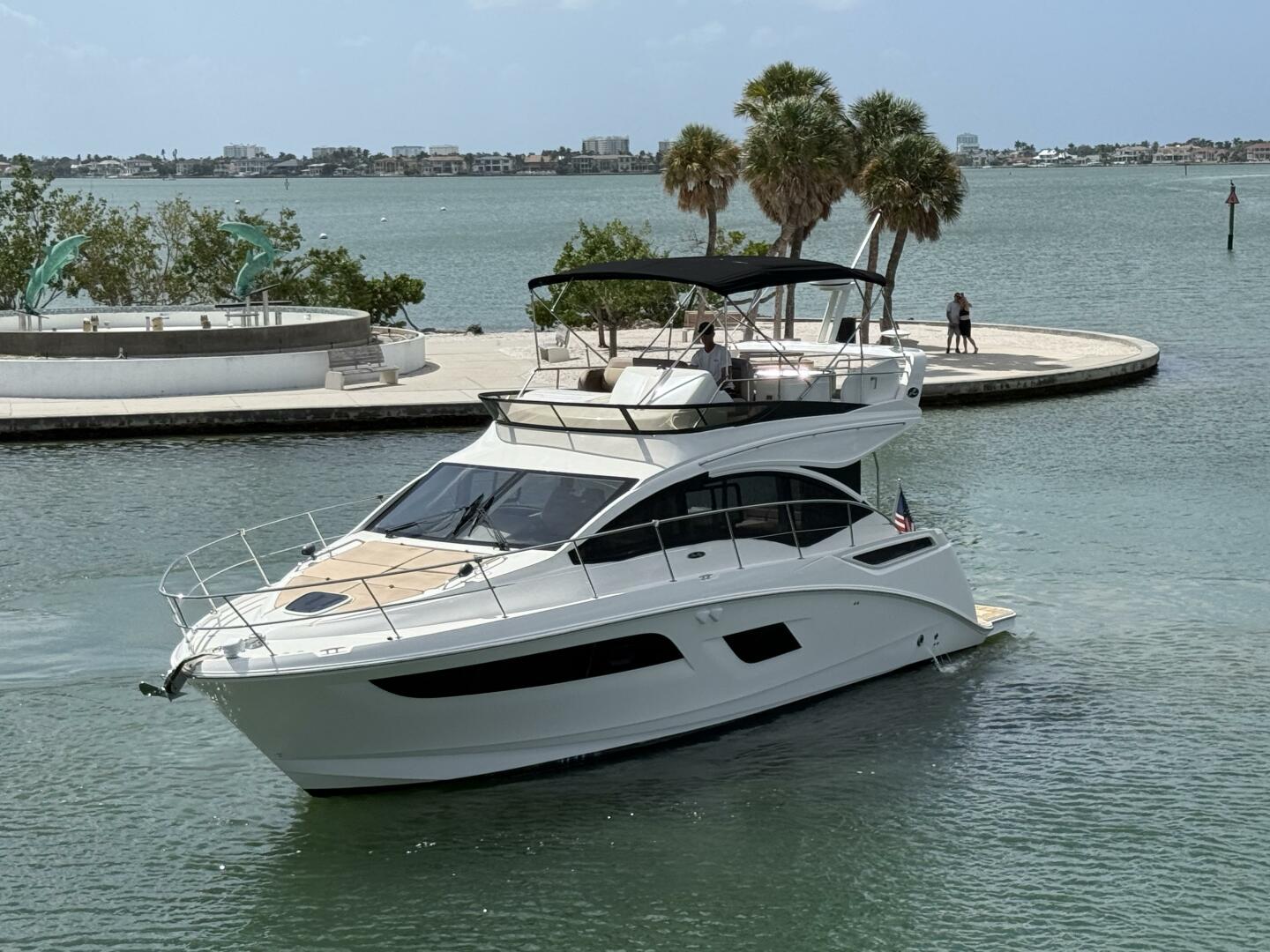 2018 Sea Ray FLY 400 "TEE TIME III" - photo 2