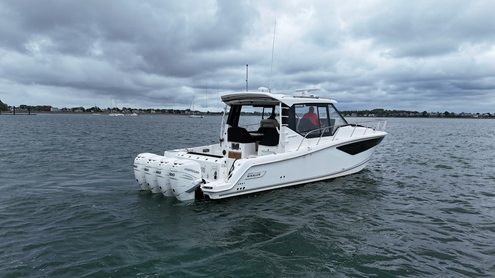 2021 Boston Whaler 405 Conquest - photo 1