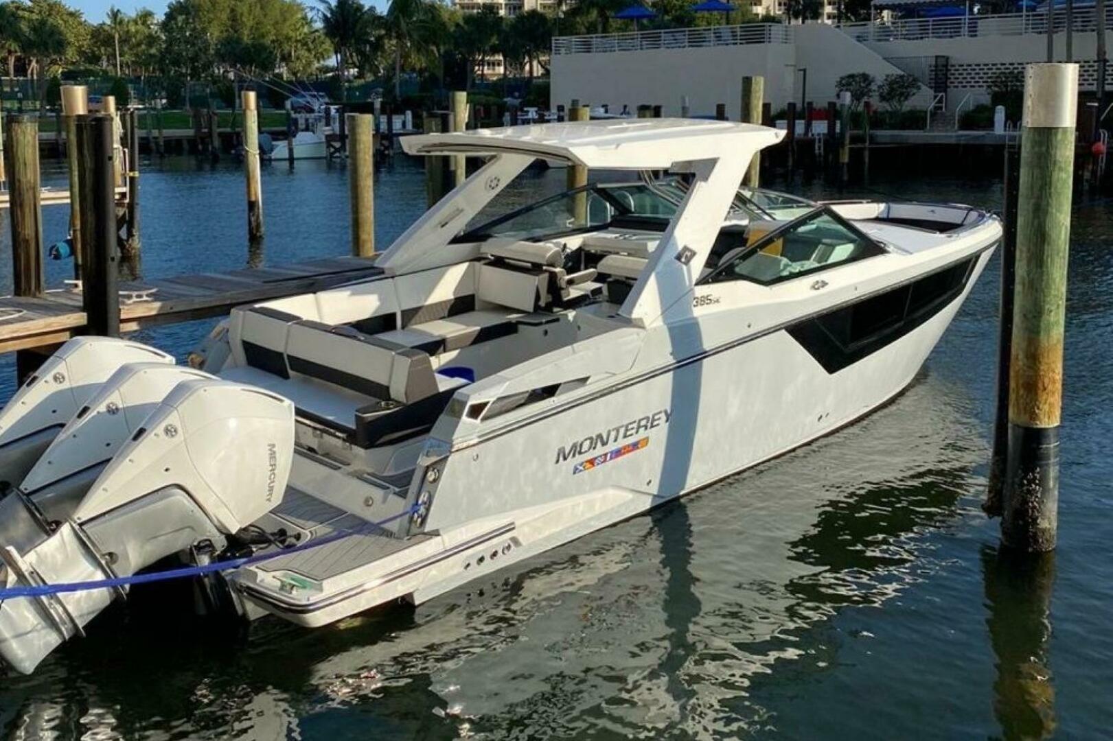 2022 Monterey 385 Super Express - photo 1