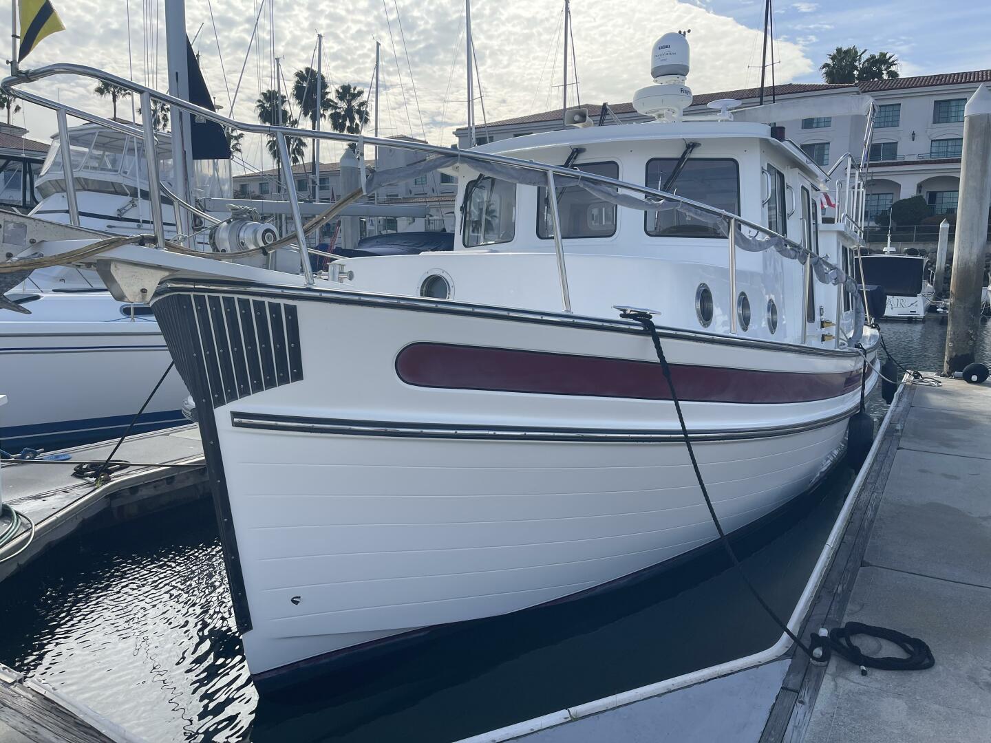 2005 Nordic Tugs 37 "Moon River" - photo 2