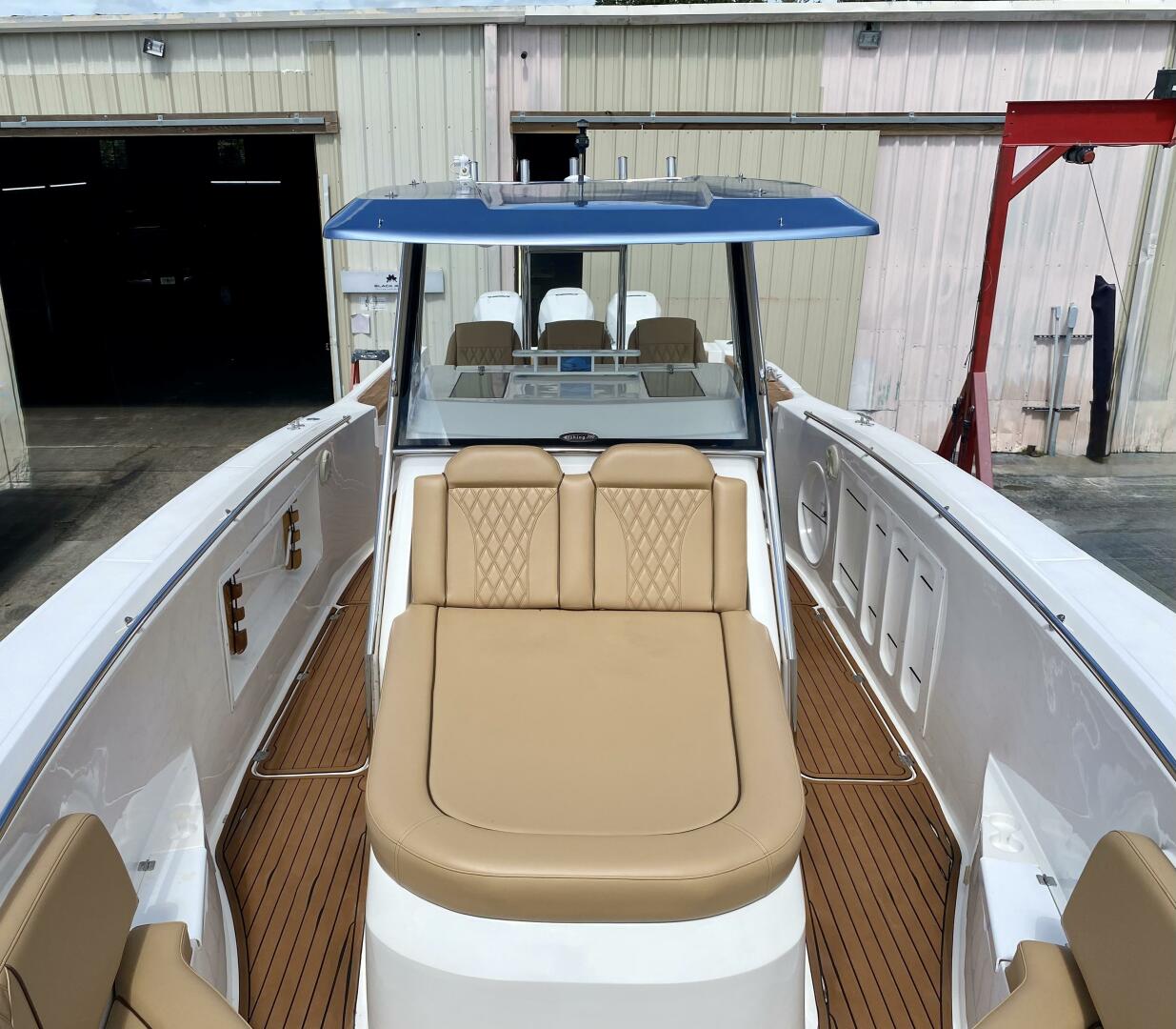2023 Fishing Raptor 390 Solarium - photo 3