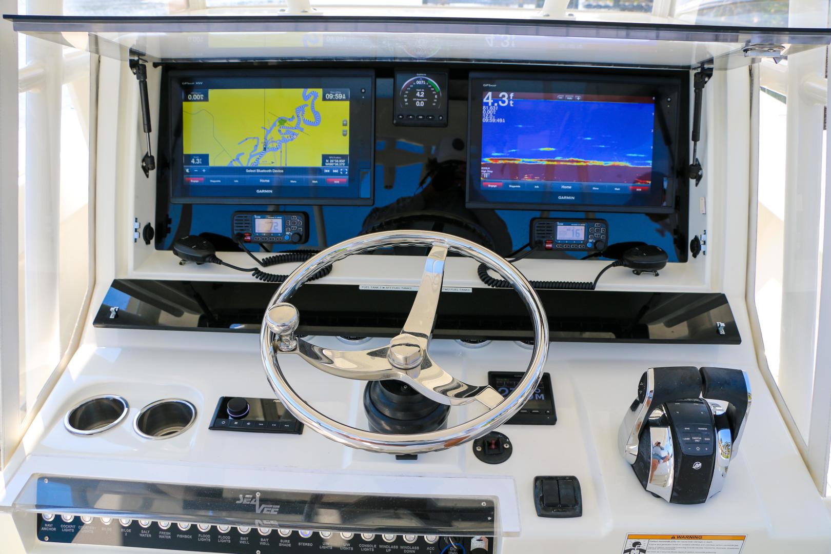 2016 SeaVee 390Z - photo 3