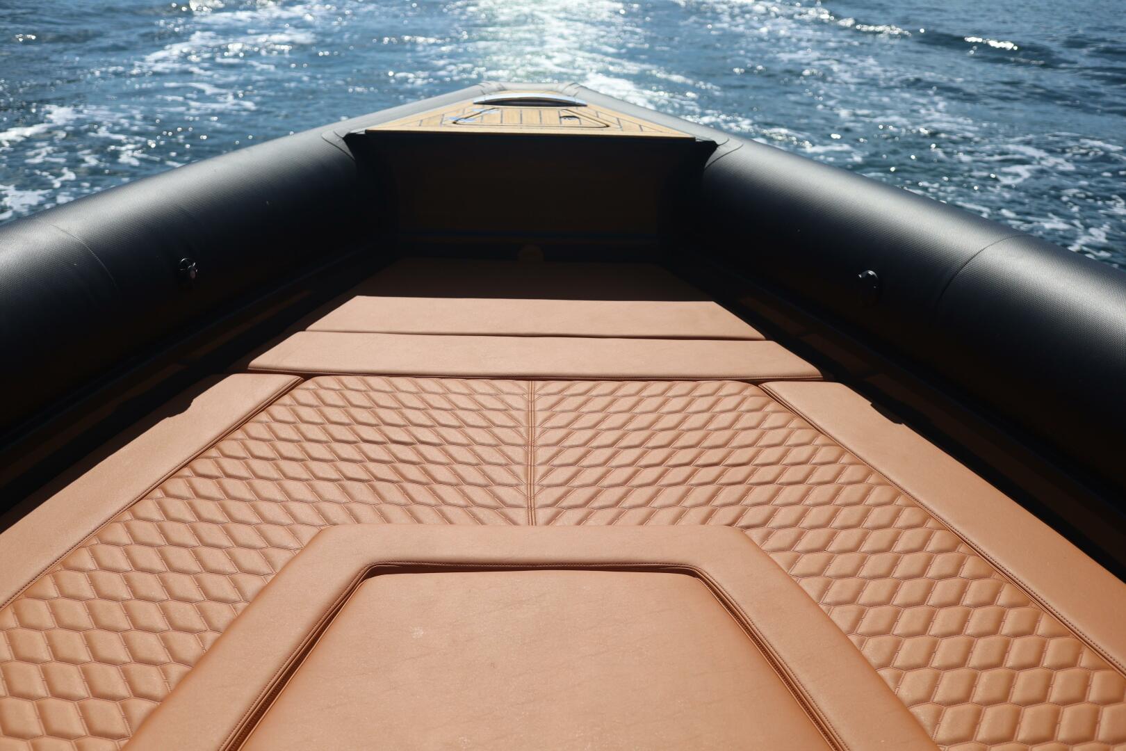 2025 Skipper Green Hull / Camel Upholstery - photo 3