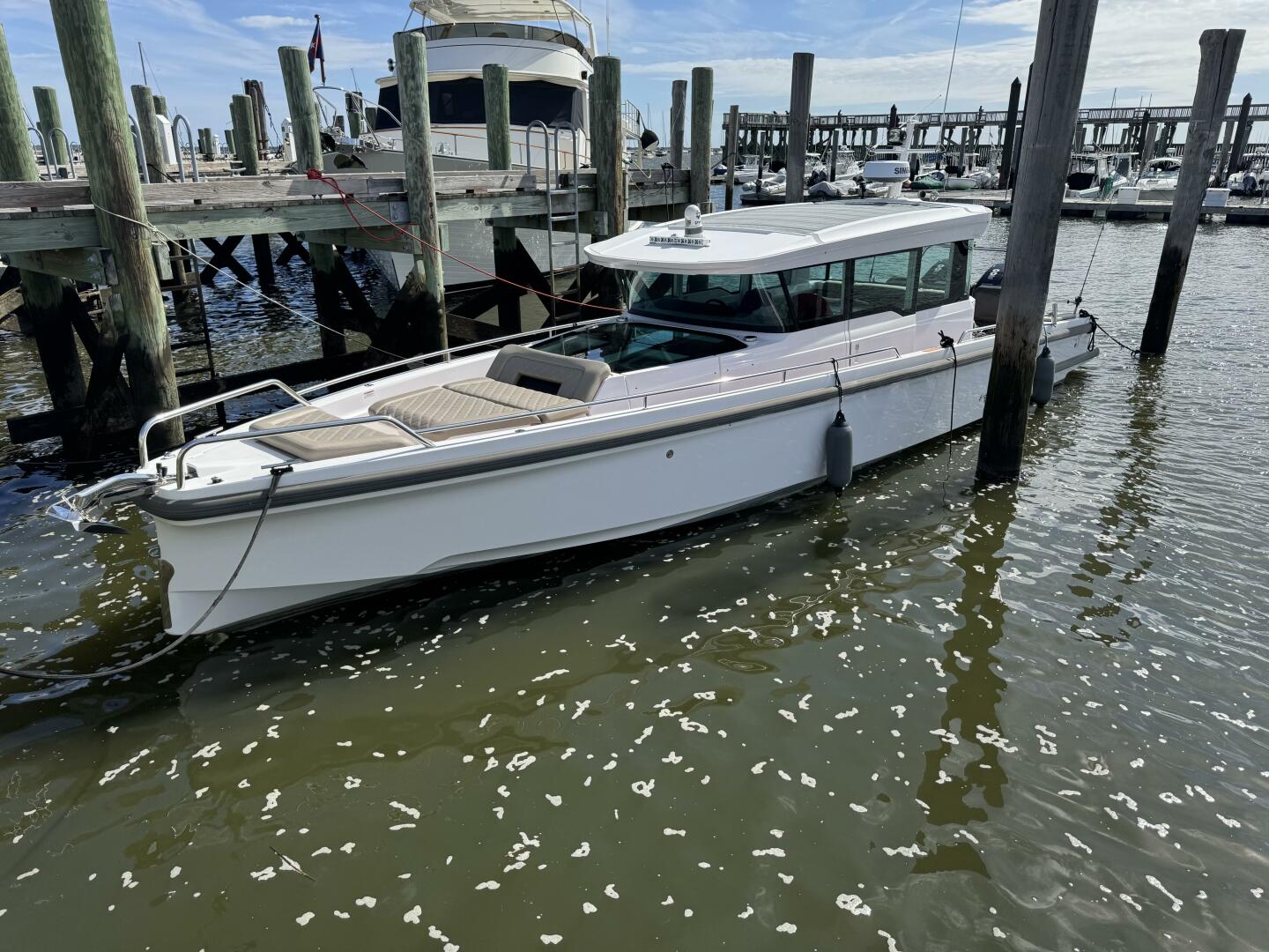 2022 Axopar 37 XC CROSS CABIN - photo 2