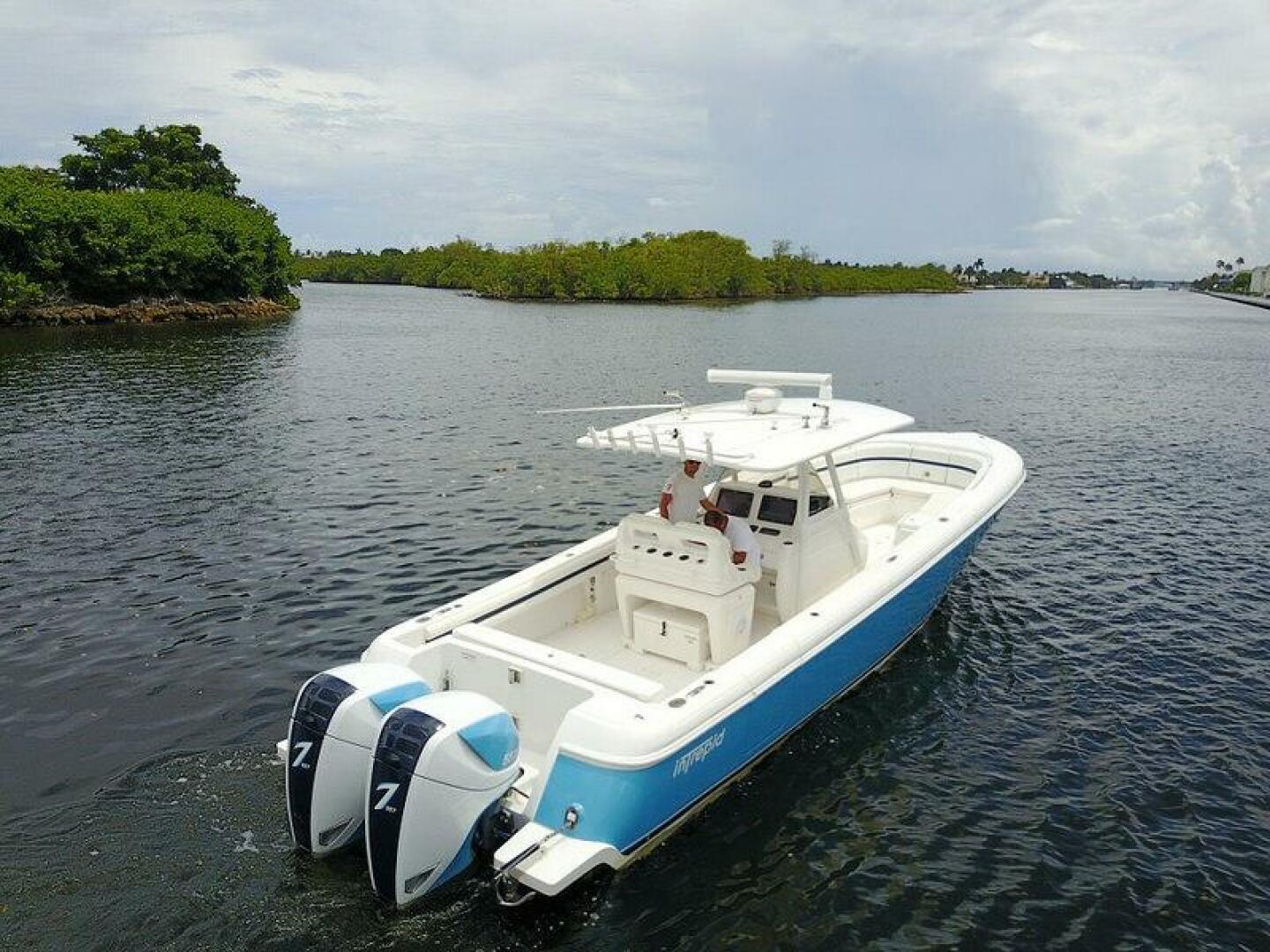 2015 Intrepid 375 Center Console - photo 3