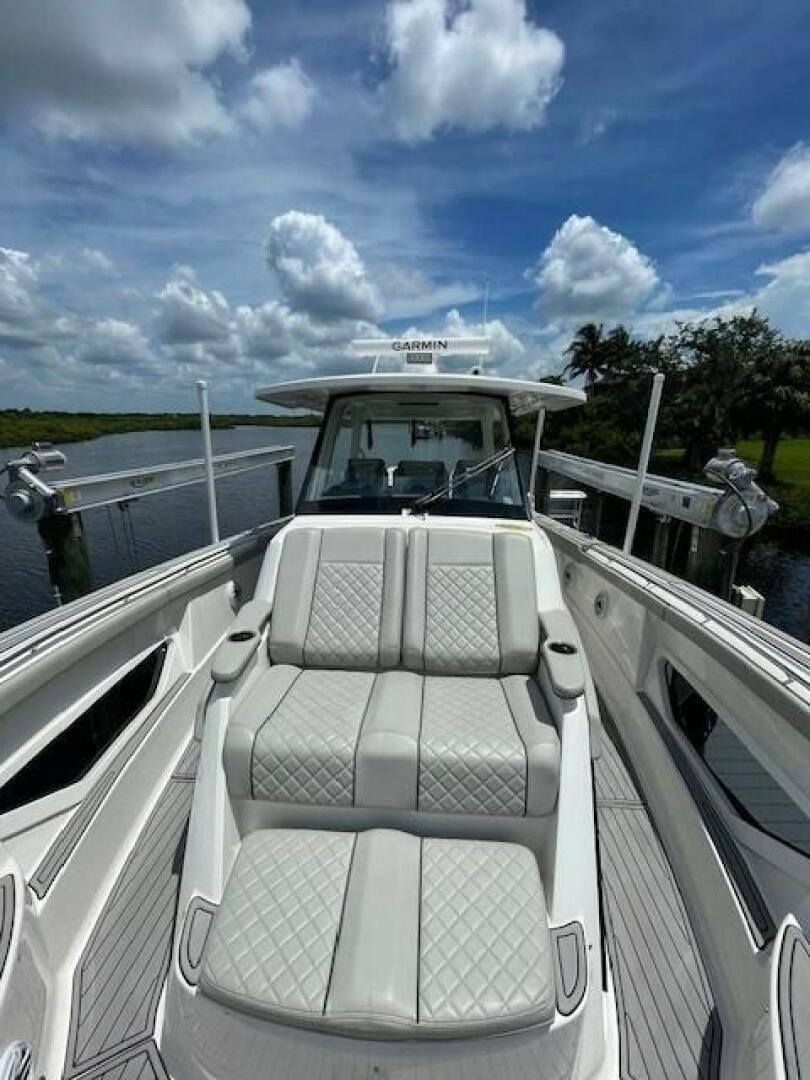 2023 Pursuit 378 Sport - photo 3