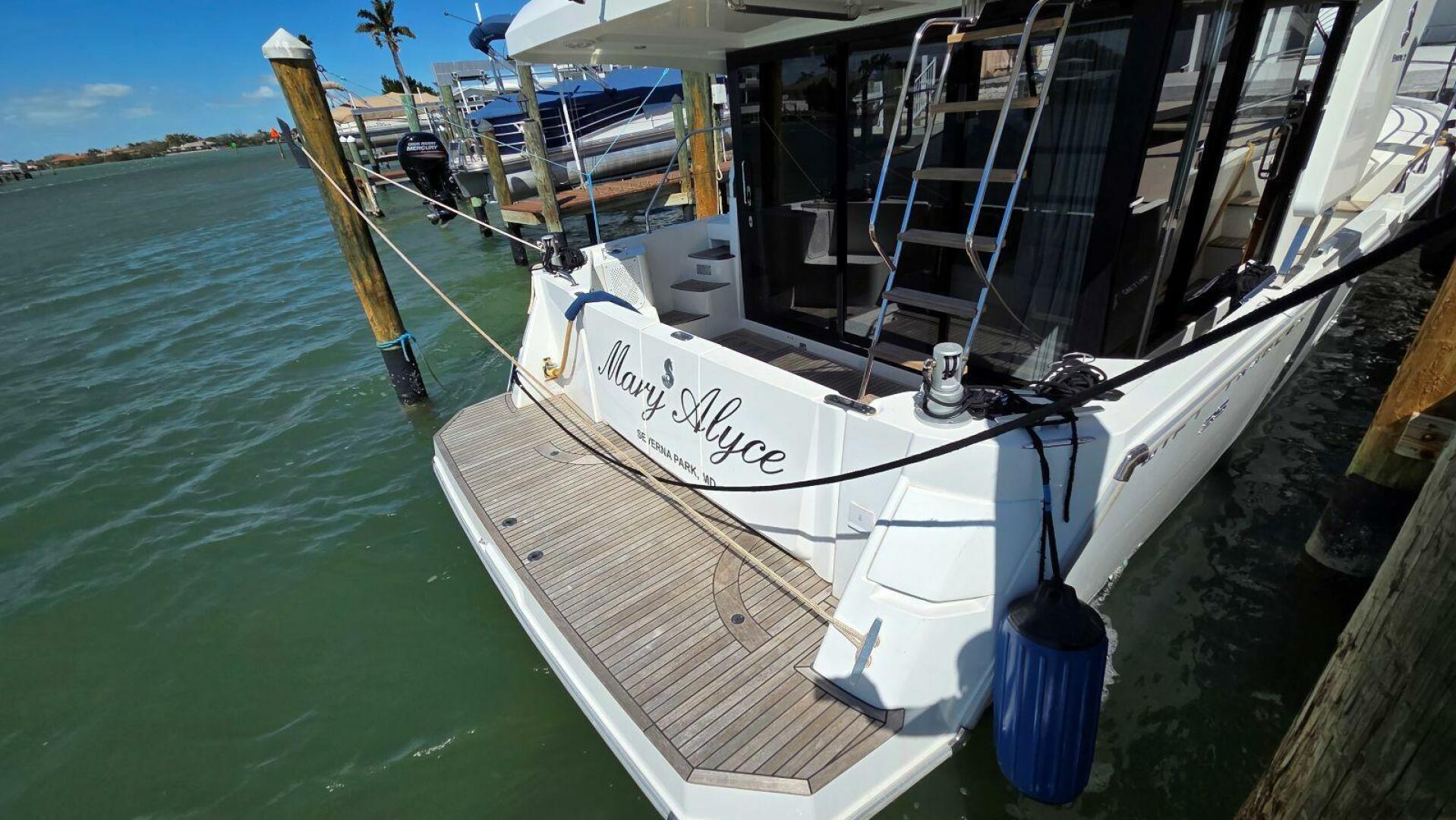 2019 Beneteau Swift Trawler 35 "Mary Alyce" - photo 3