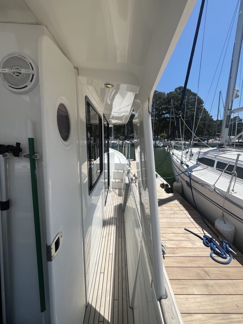 2015 Beneteau Swift Trawler 34 "Silver Lining" - photo 3
