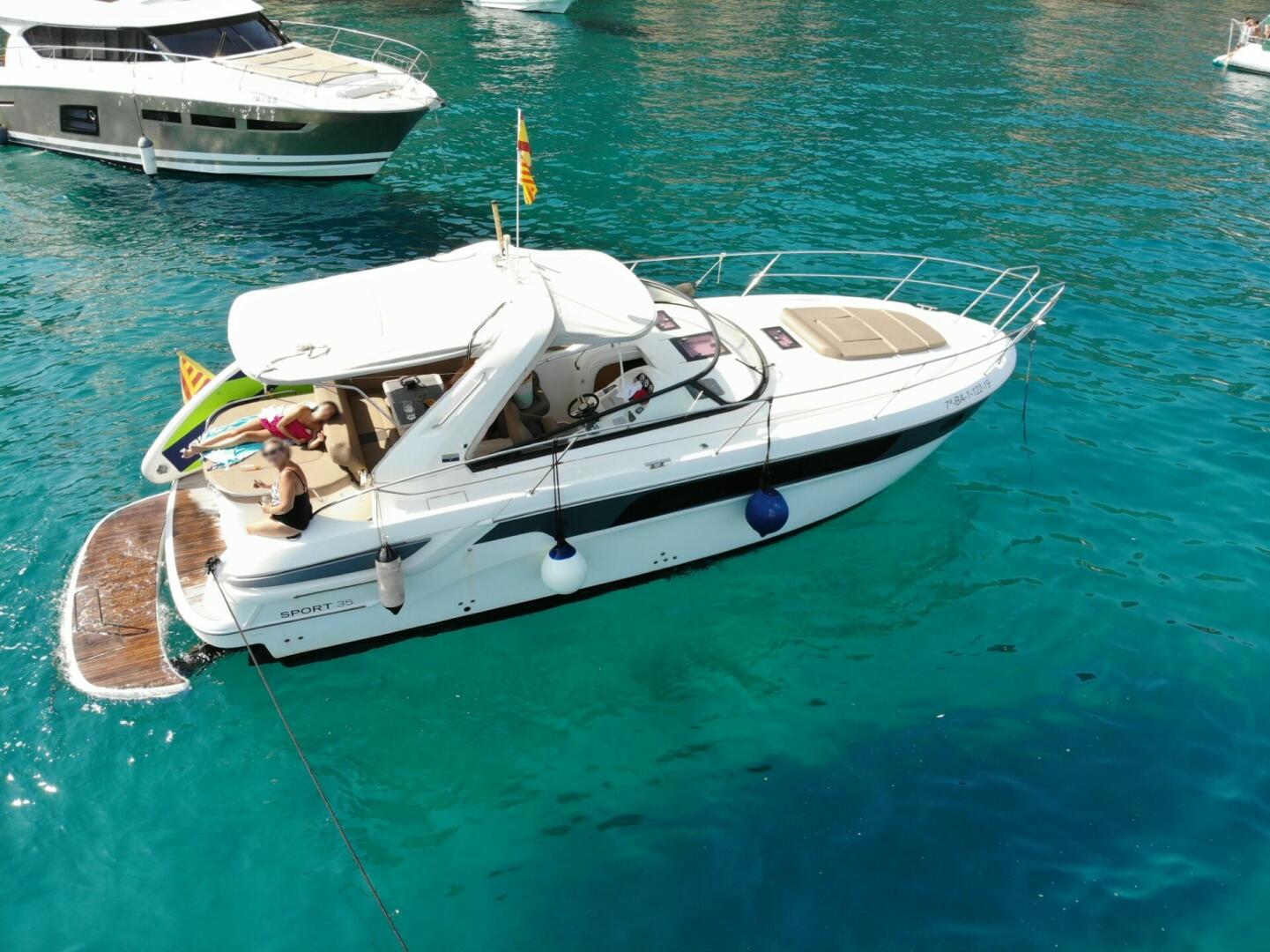 2013 Bavaria Sport 35 - photo 1