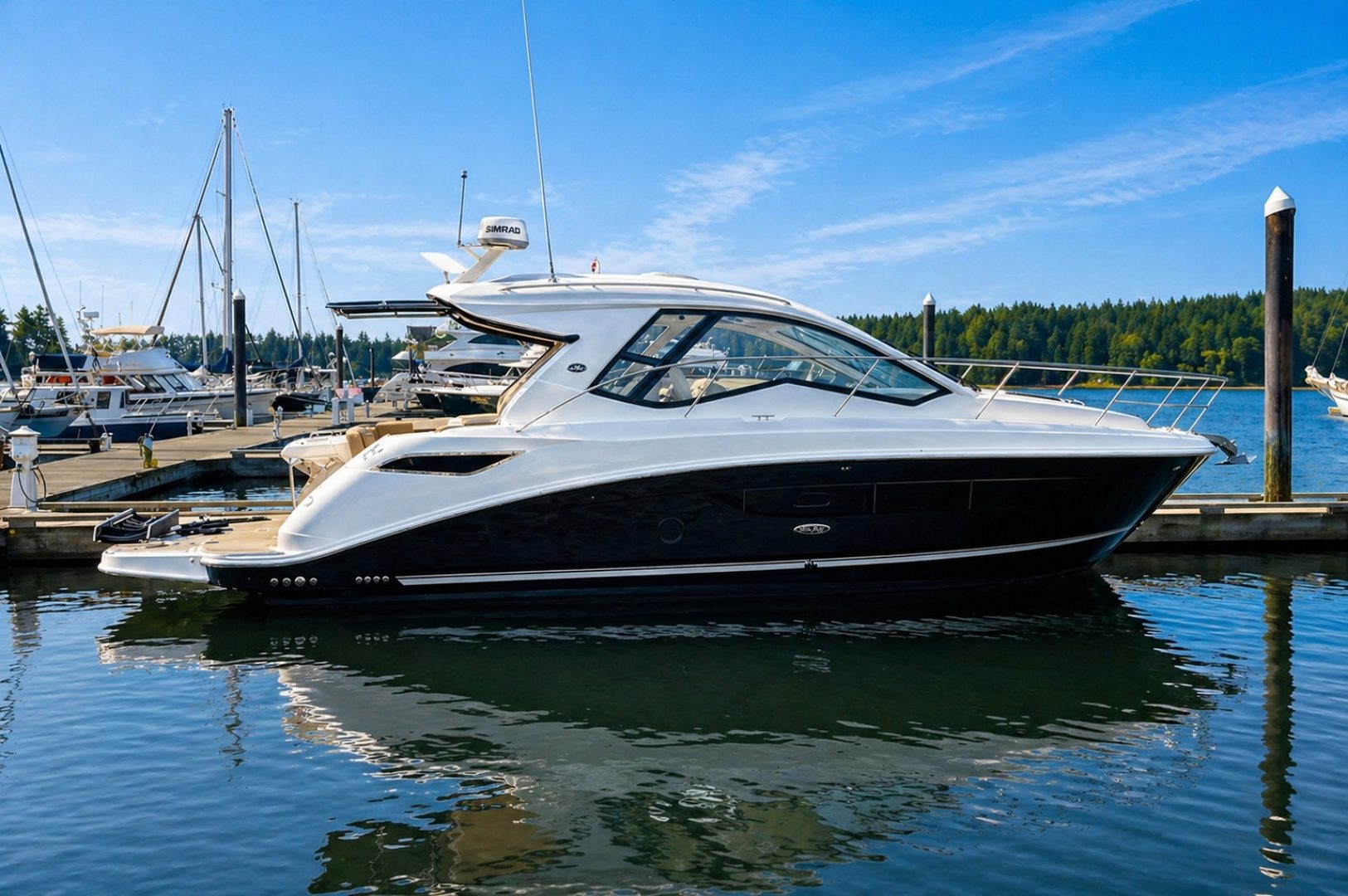 2019 Sea Ray Sundancer 350 Coupe - photo 2